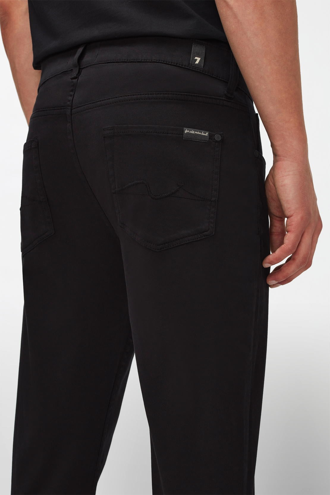 Slimmy Tapered Luxe Performance Plus Color Black_JSMXV600BL_BL_05