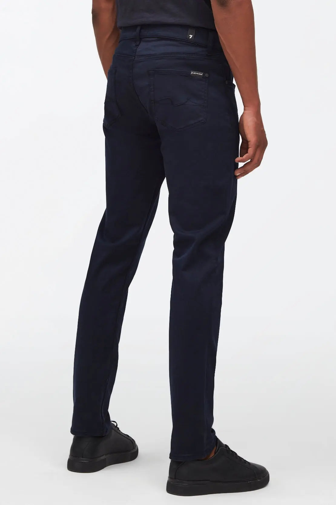 Slimmy Tapered Luxe Performance Plus Color Navy_04