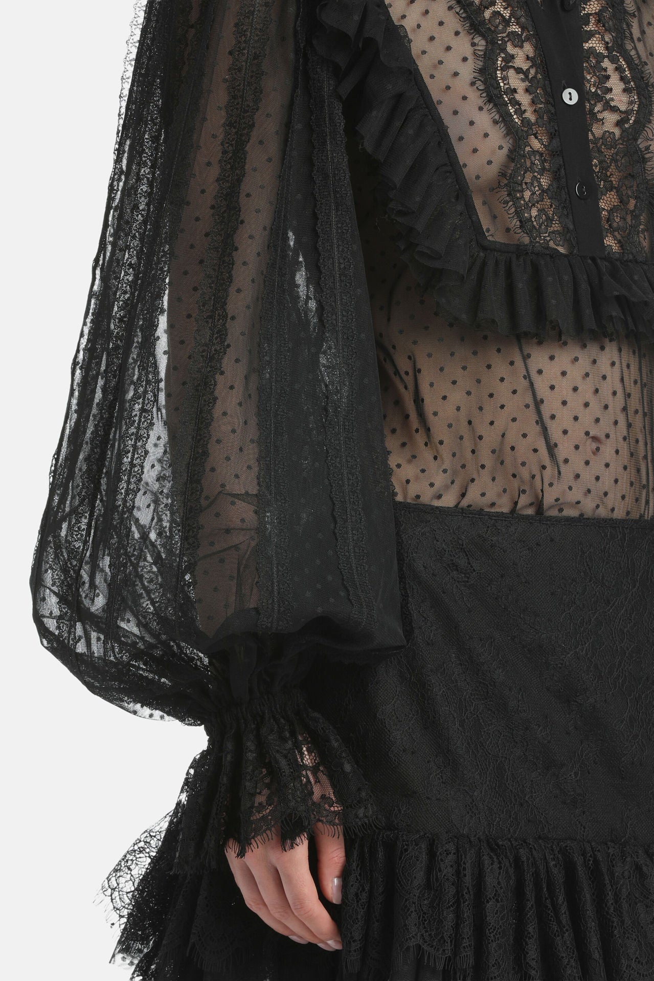 Luisa Spagnoli_Nero_Lanteri - Lace and Plumetis Tulle Blouse Ð Fashion Show_LANTERI_0101_05