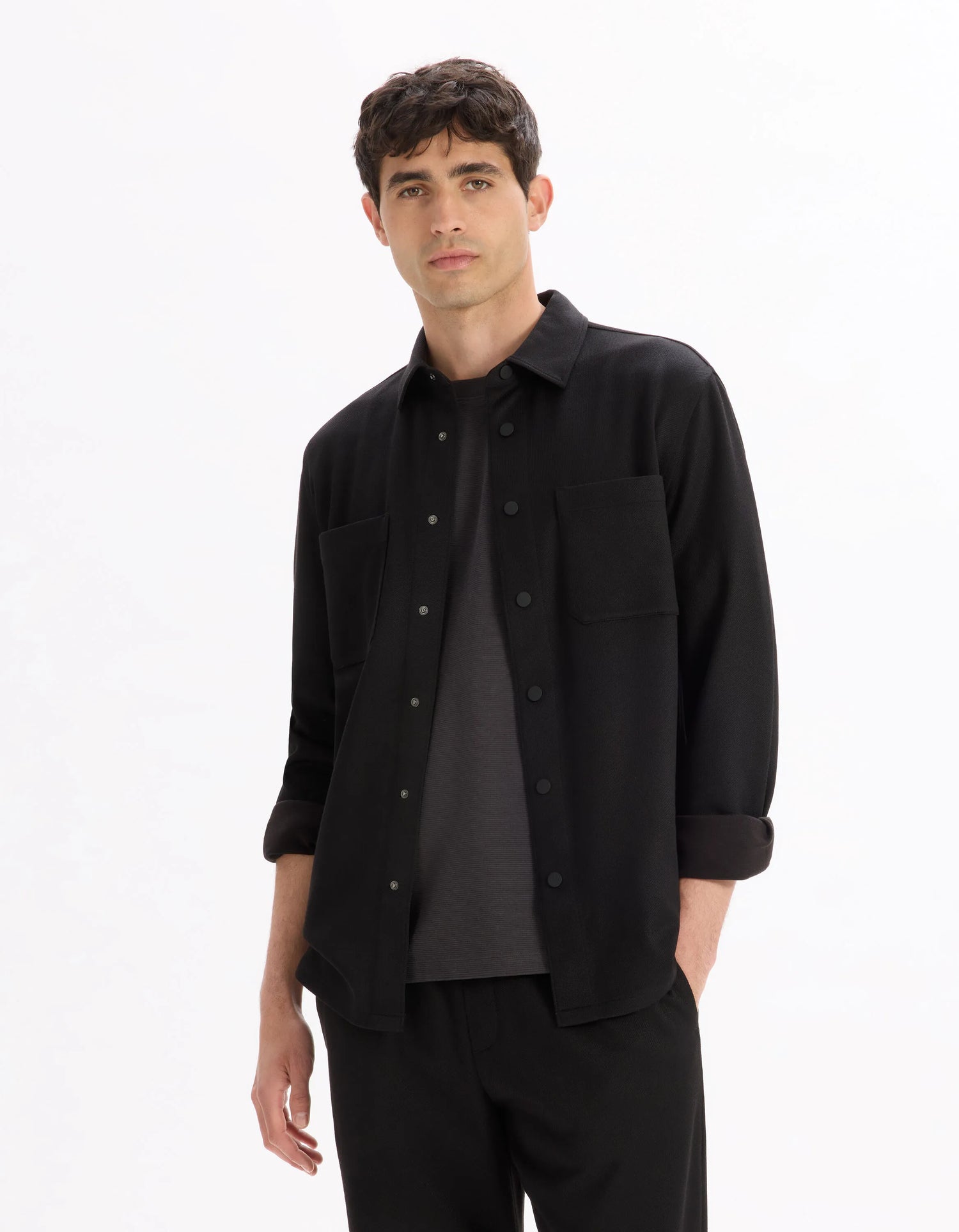 Celio_Black_Textured 2-Pocket Overshirt_LAPOUKI_BLACK_01