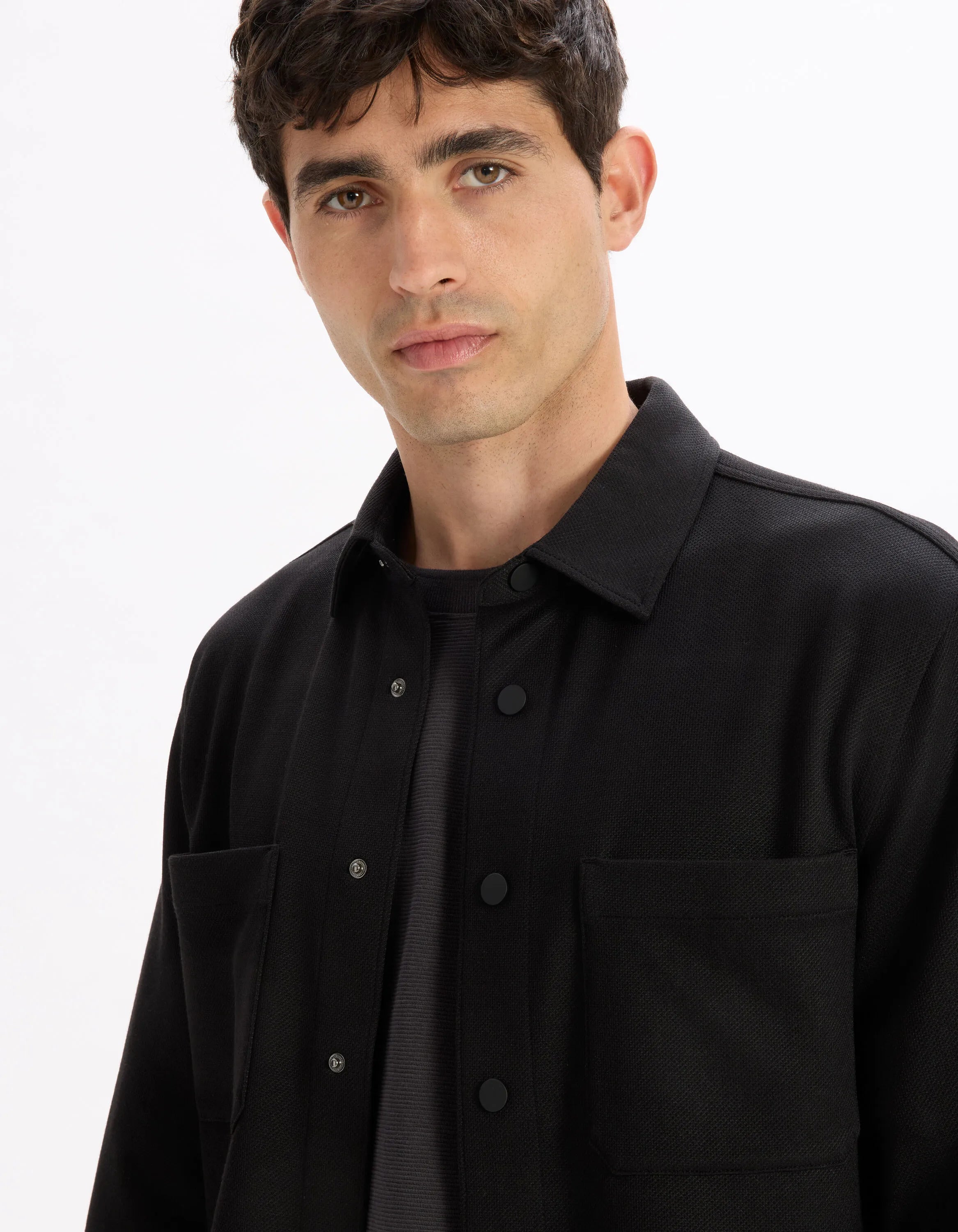 Celio_Black_Textured 2-Pocket Overshirt_LAPOUKI_BLACK_04