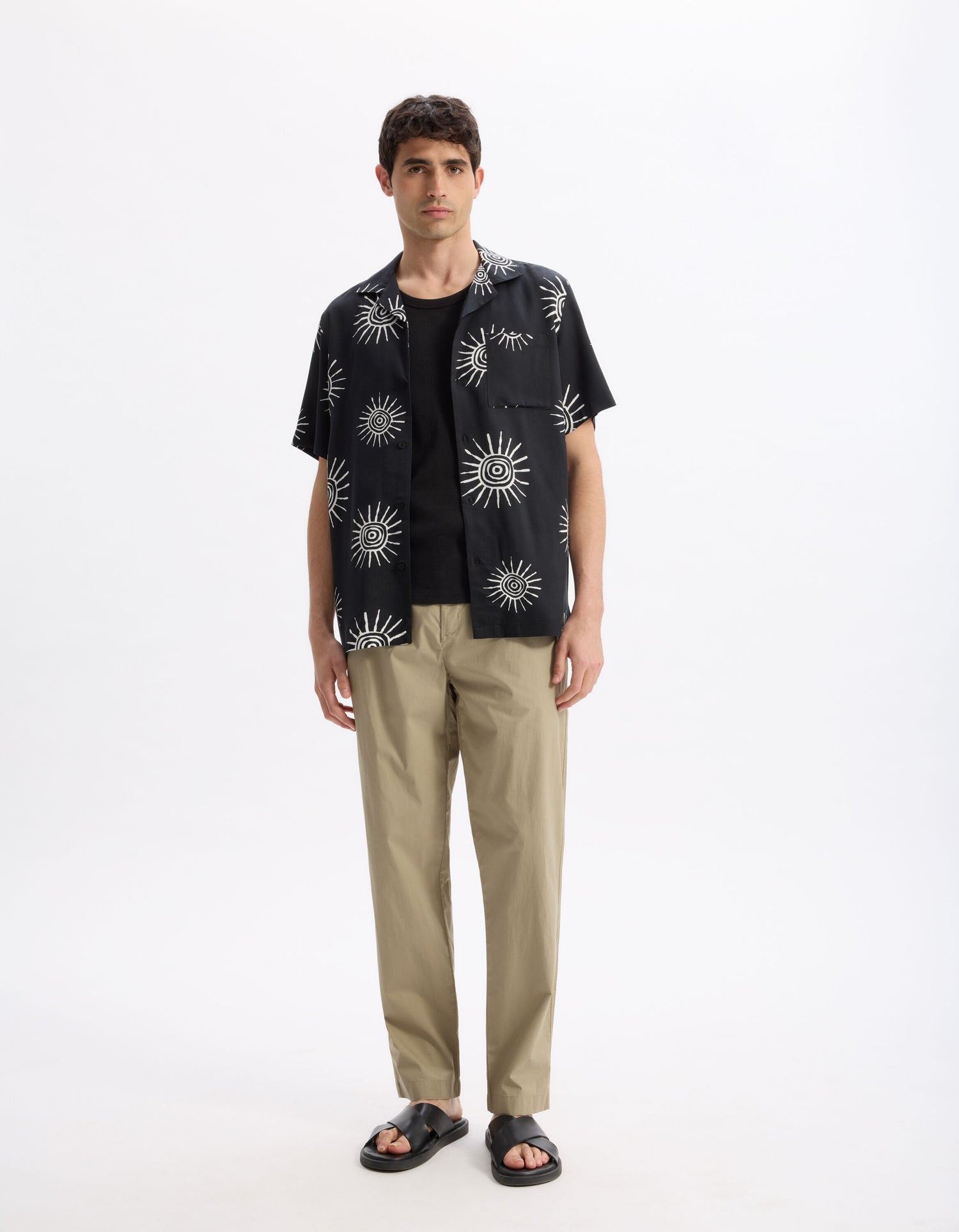Celio_Black 100% Viscose Sunburst Print Shirt_LASUNY_BLACK_01