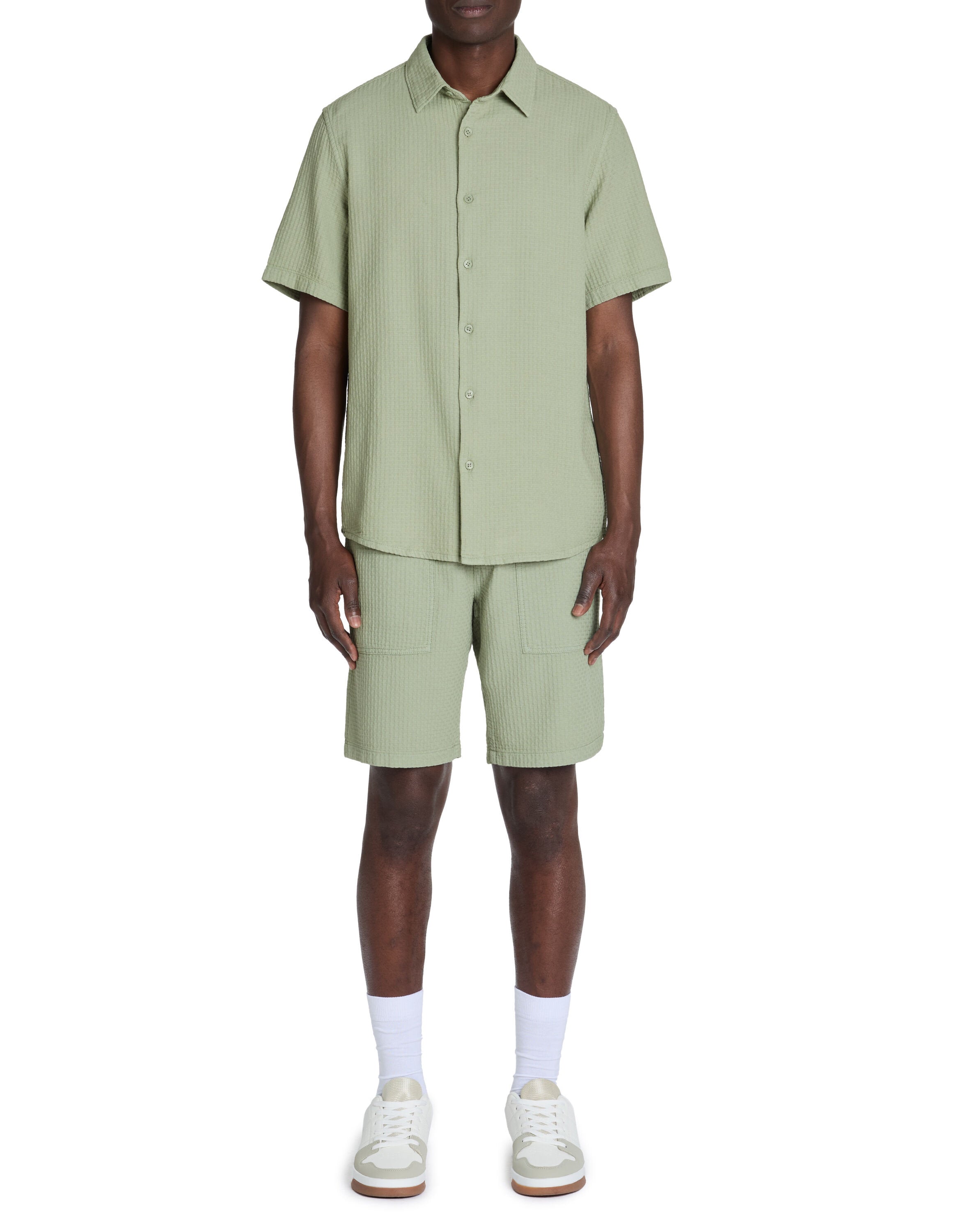 Celio_Green Regular 100% Cotton Waffle Shirt_LAWAFFLE_SAUGE_01