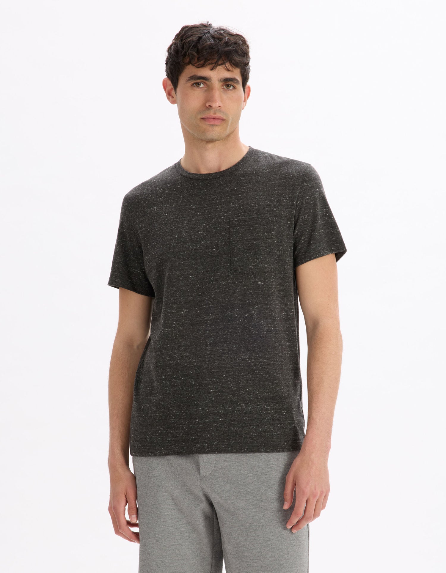 Celio_Anthracite Straight Round Neck T-Shirt_LEJEKTI_CARBONE_02