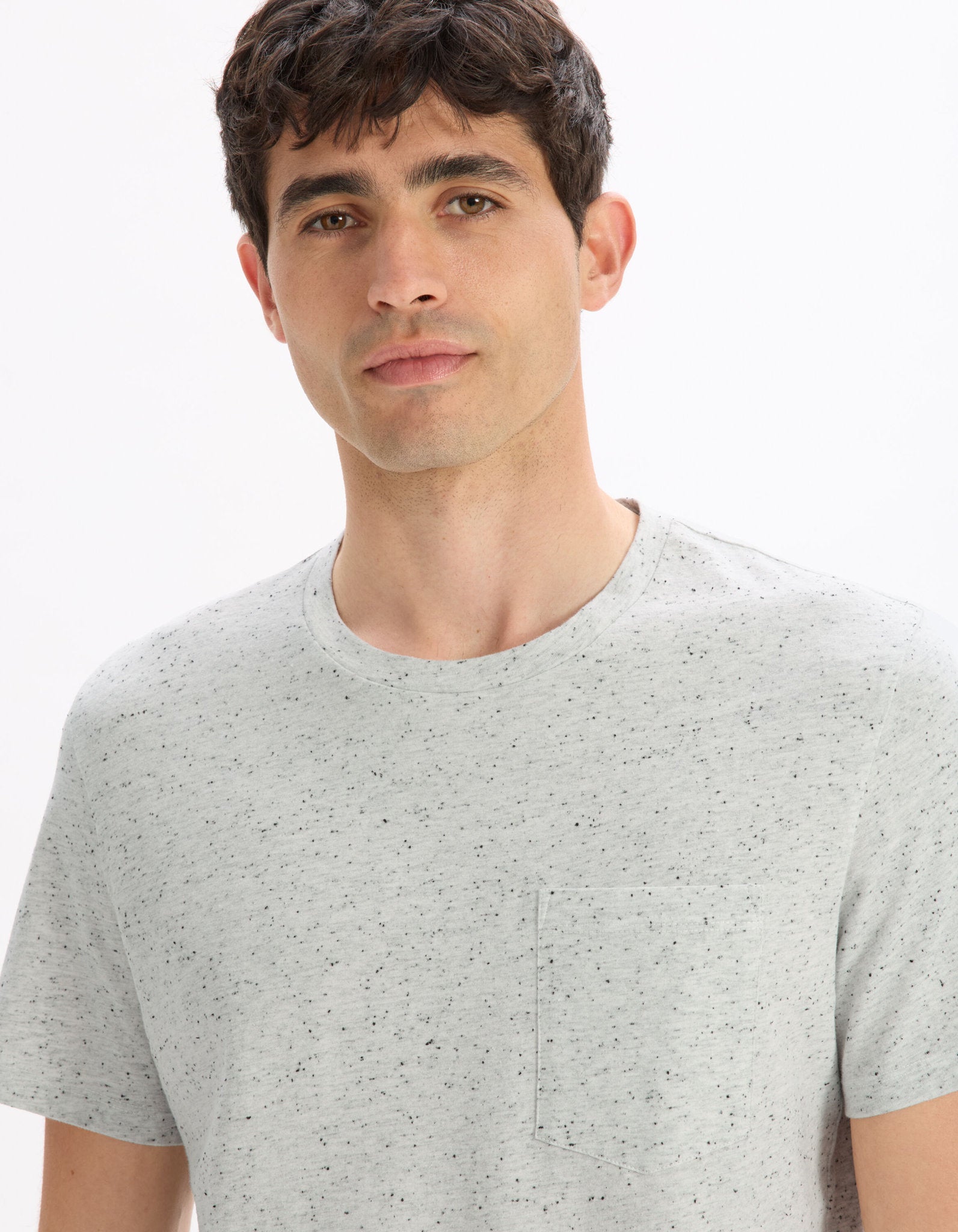 Celio_Grey Straight Round Neck T-Shirt_LEJEKTI_GREY_04