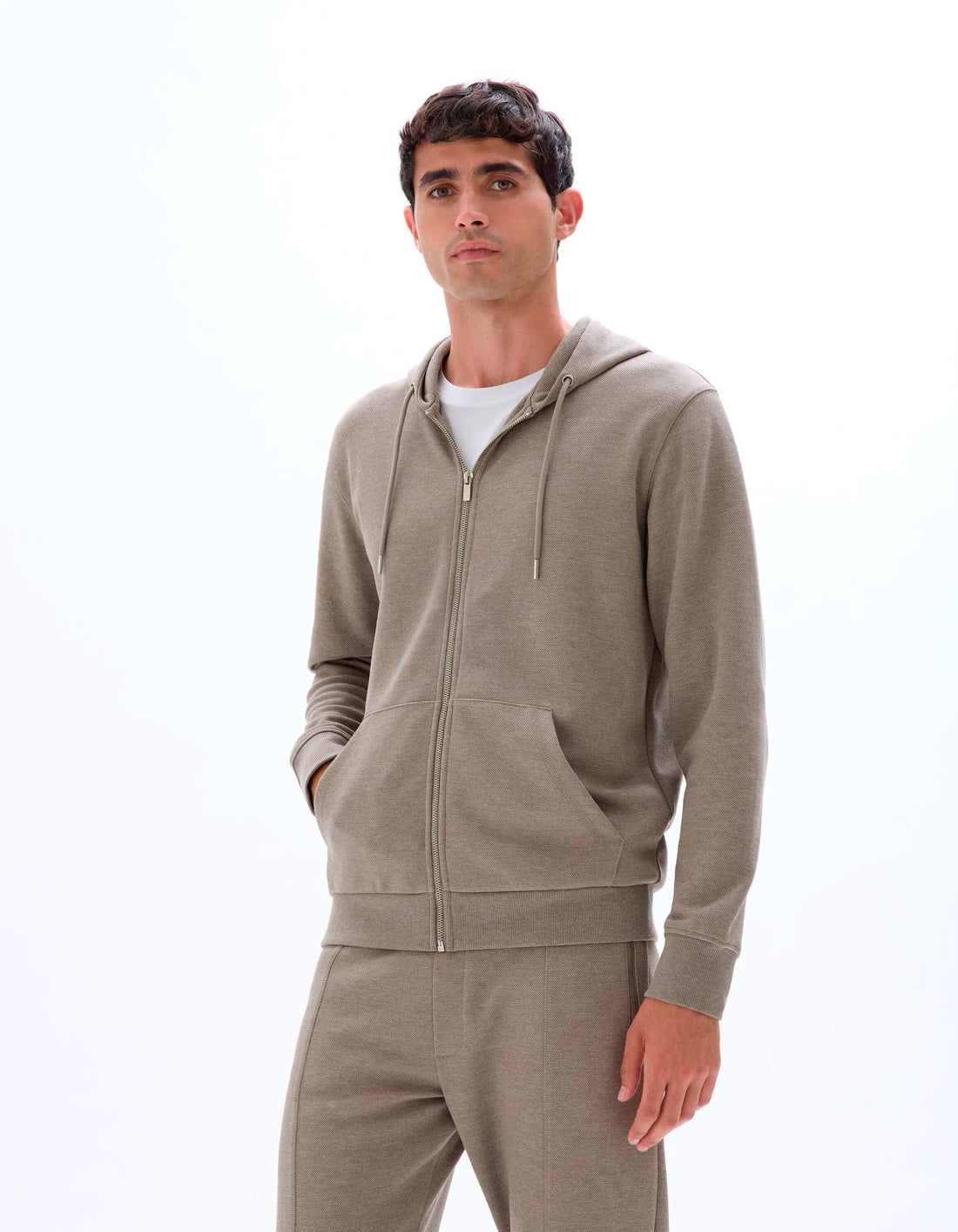 Celio_Heather Taupe_Regular-Fit Zip-Up Pique Hoodie_LEPIQUET_HEATHER TAUPE_01