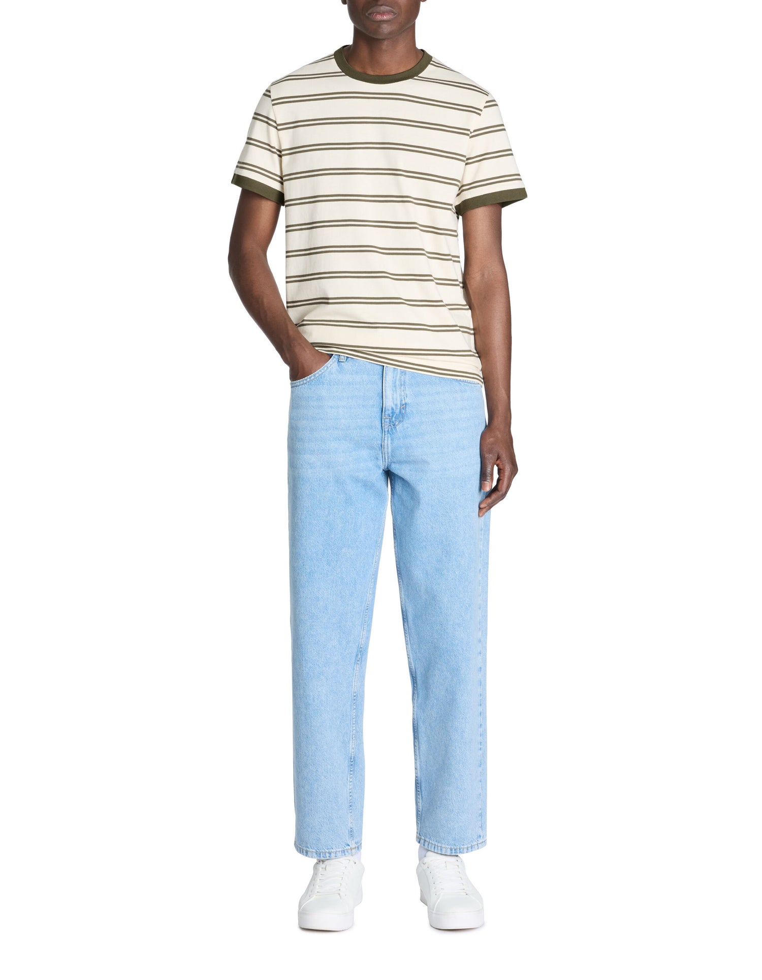 Celio_Burgundy 100% Cotton Straight Crew Neck T-Shirt_LESMARTEE_BURGUNDY_01