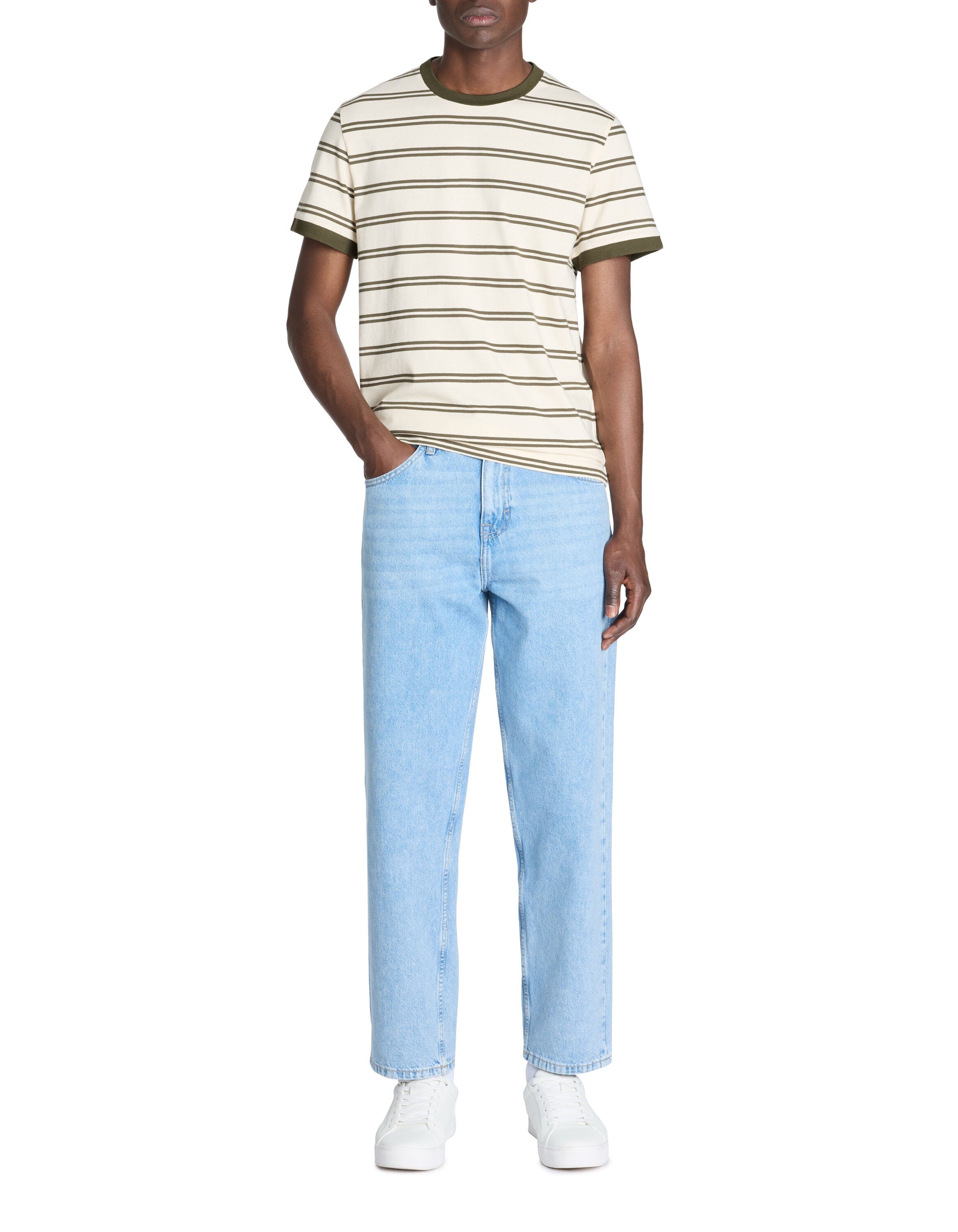 Celio_Burgundy 100% Cotton Straight Crew Neck T-Shirt_LESMARTEE_BURGUNDY_01