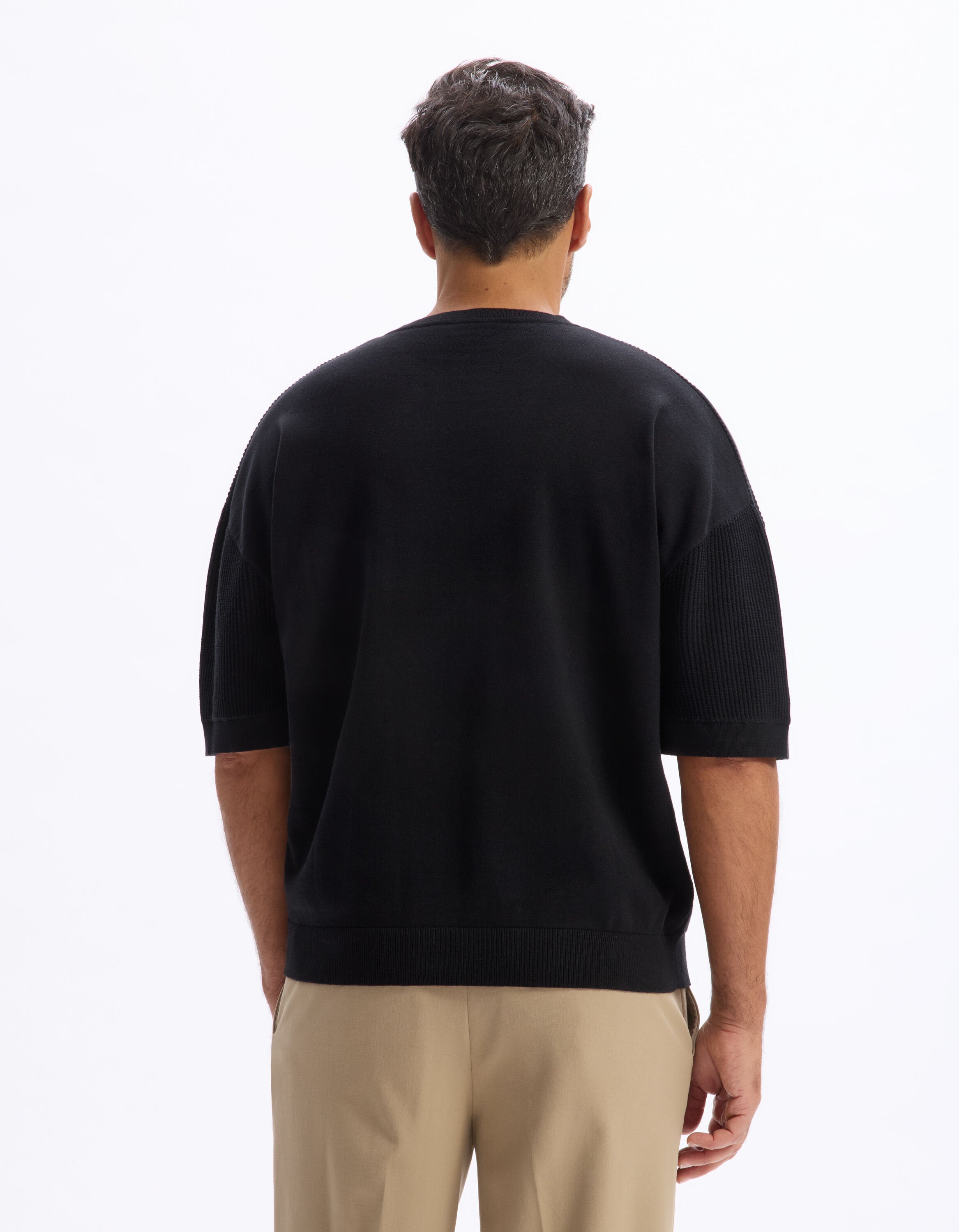 Celio_Black Boxy T-Shirt in 100% Cotton Round Neck Knit_LEYASTI_BLACK_03