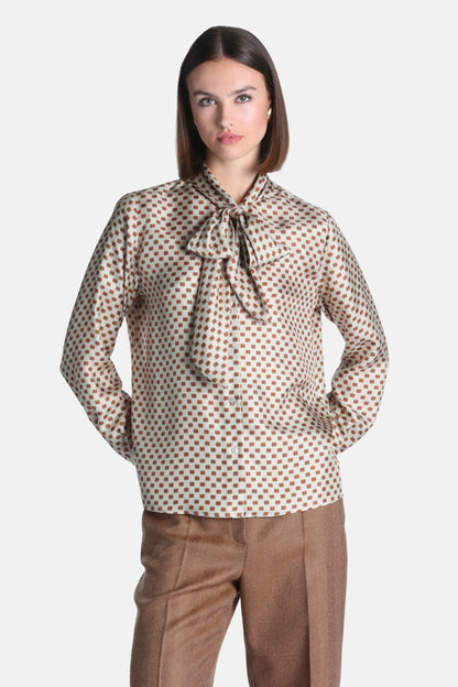 Luisa Spagnoli Var Fondo Crema Women Linosa - Silk Shirt with Lavalli�re SKU: LINOSA_3286 Image 05