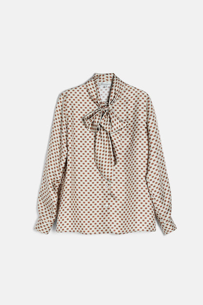 Luisa Spagnoli Var Fondo Crema Women Linosa - Silk Shirt with Lavalli�re SKU: LINOSA_3286 Image 06