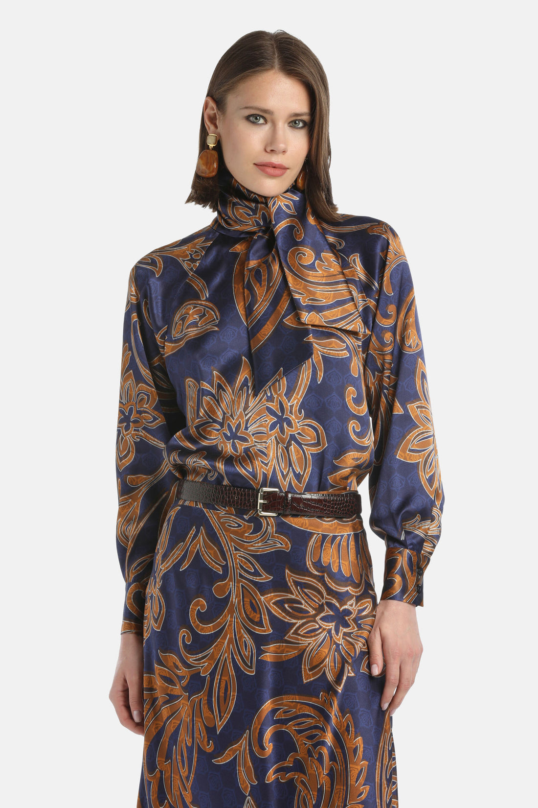 Luisa Spagnoli_Var Verde Nero_Liveri - Bow Blouse_LIVERI_4488_01