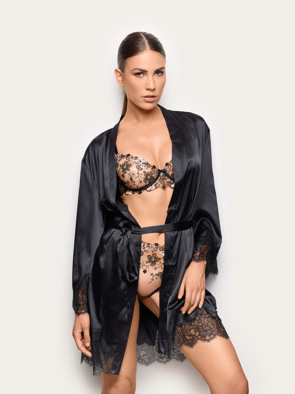 Yamamay BLACK Women Kimono - Midnight Satin SKU: LKID193002_072 Image 01