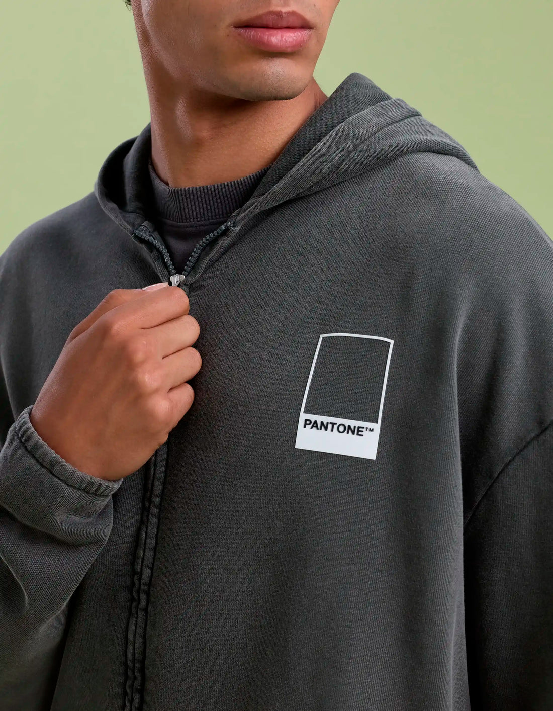 Celio_Anthracite_Pantone Zip-Up Sweatshirt_LMEPANSWZ_ANTHRACITE_03