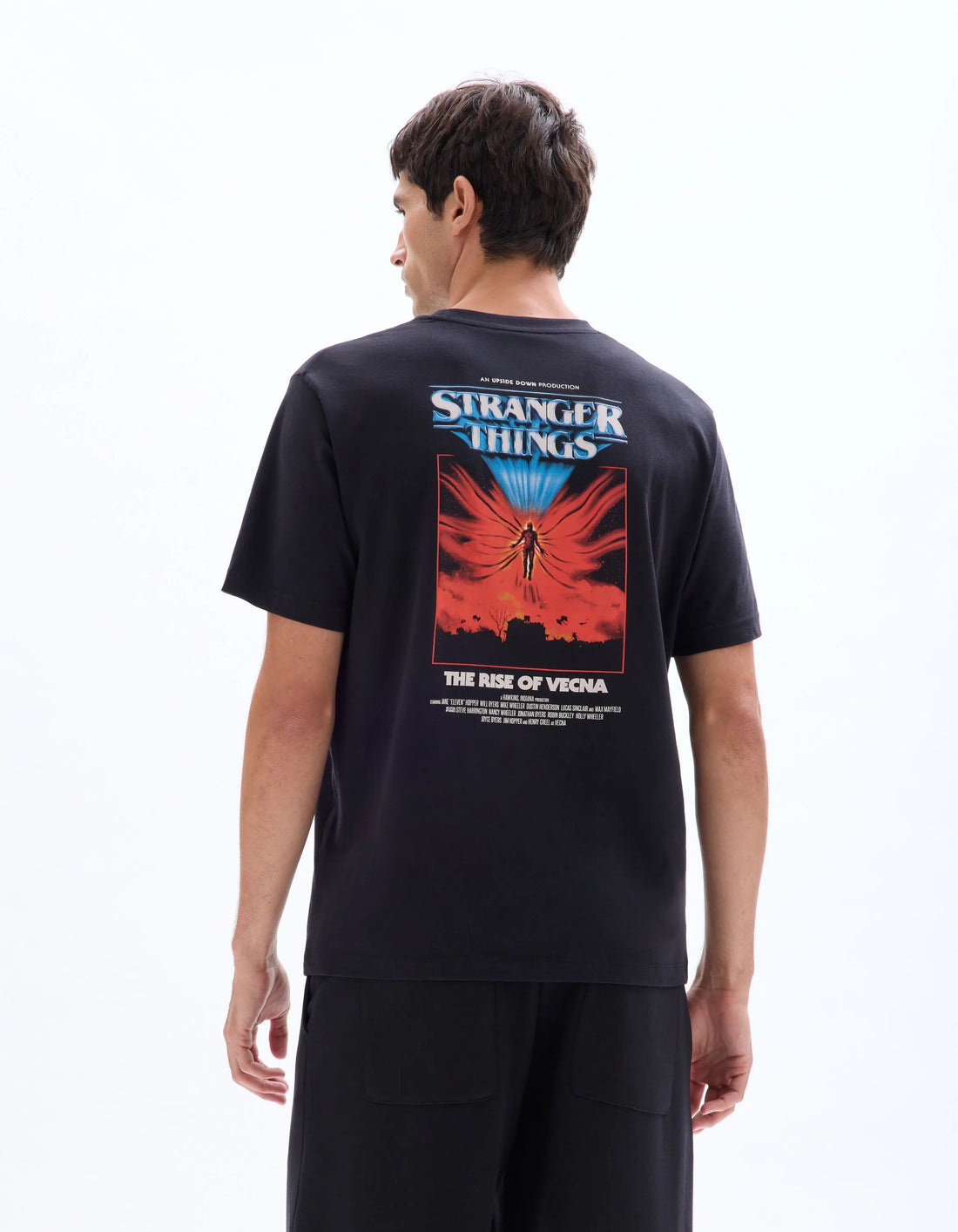 Celio_Black_Stranger Things - Black T-Shirt_LMESTRA_BLACK_01