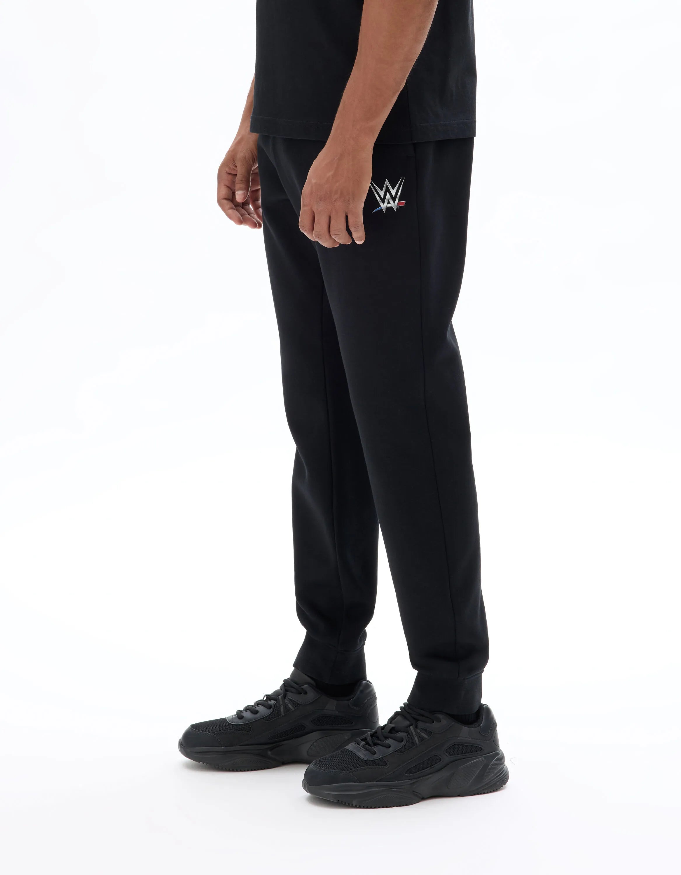 Celio_Black_WWE Jogging Pants_LMOWWE3_BLACK_04