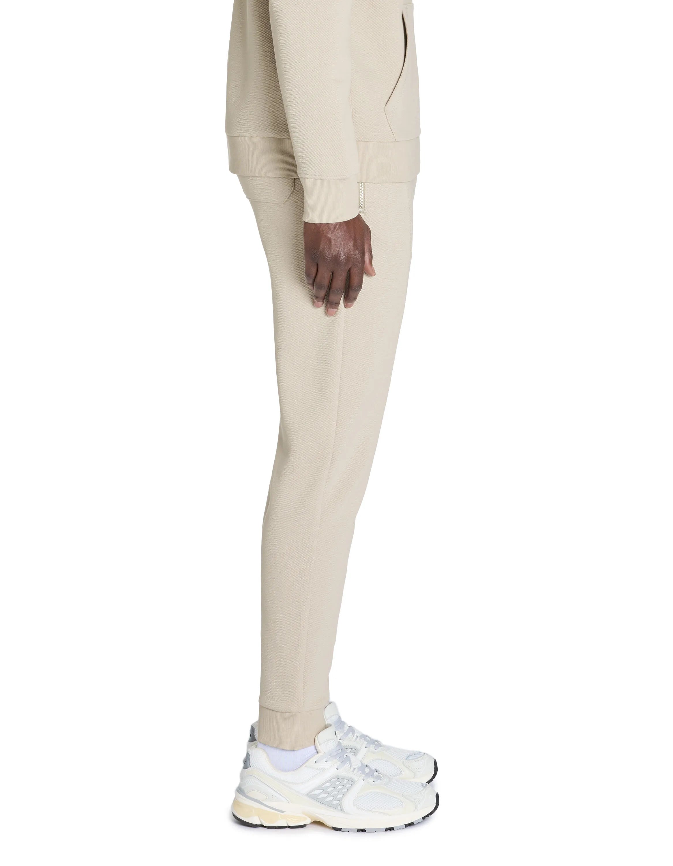 Celio_Sand_Regular Jogging Pants_LOPIQUET_SAND_04