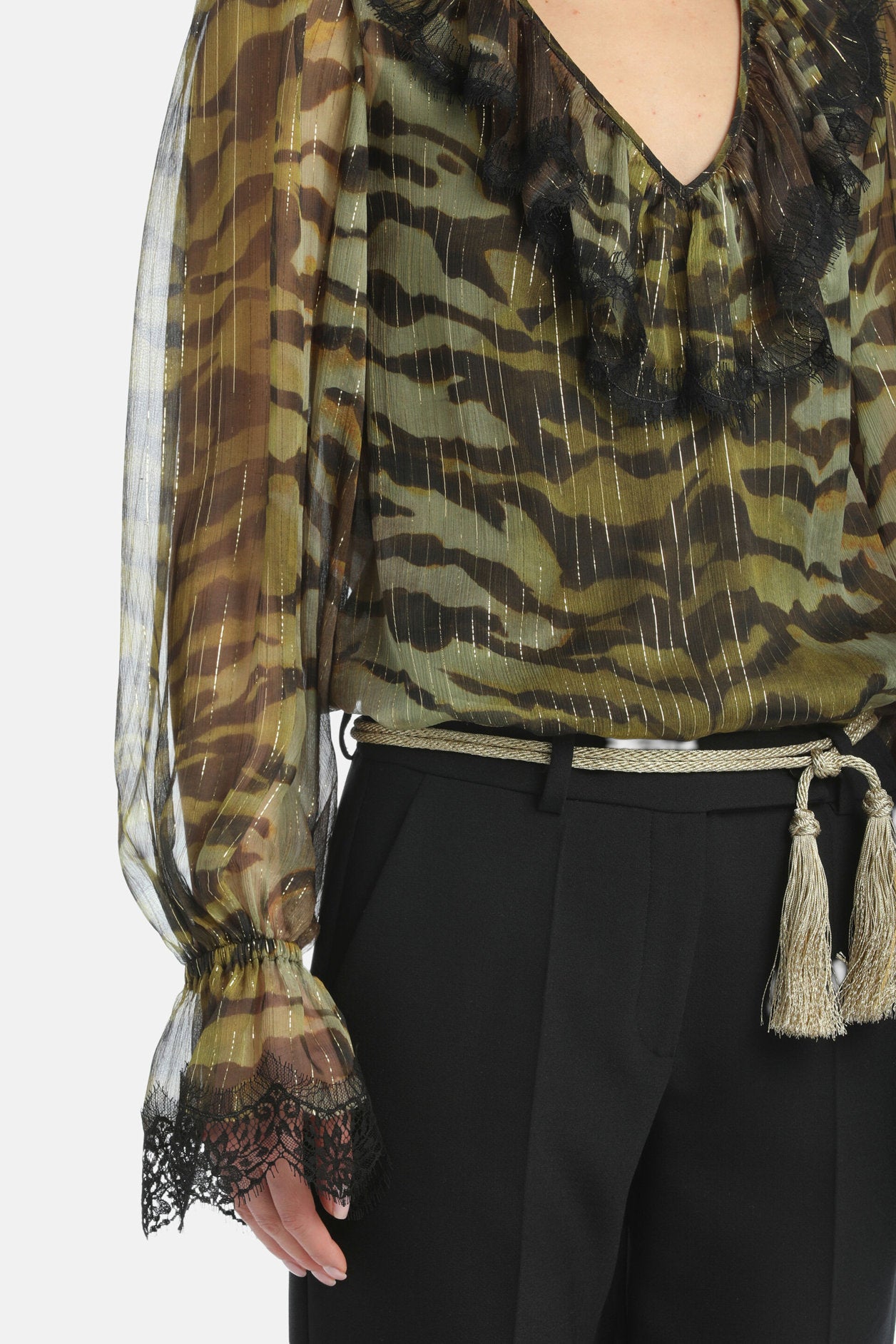 Luisa Spagnoli_Lorenz - Elegant Shirt_LORENZ_3959_04