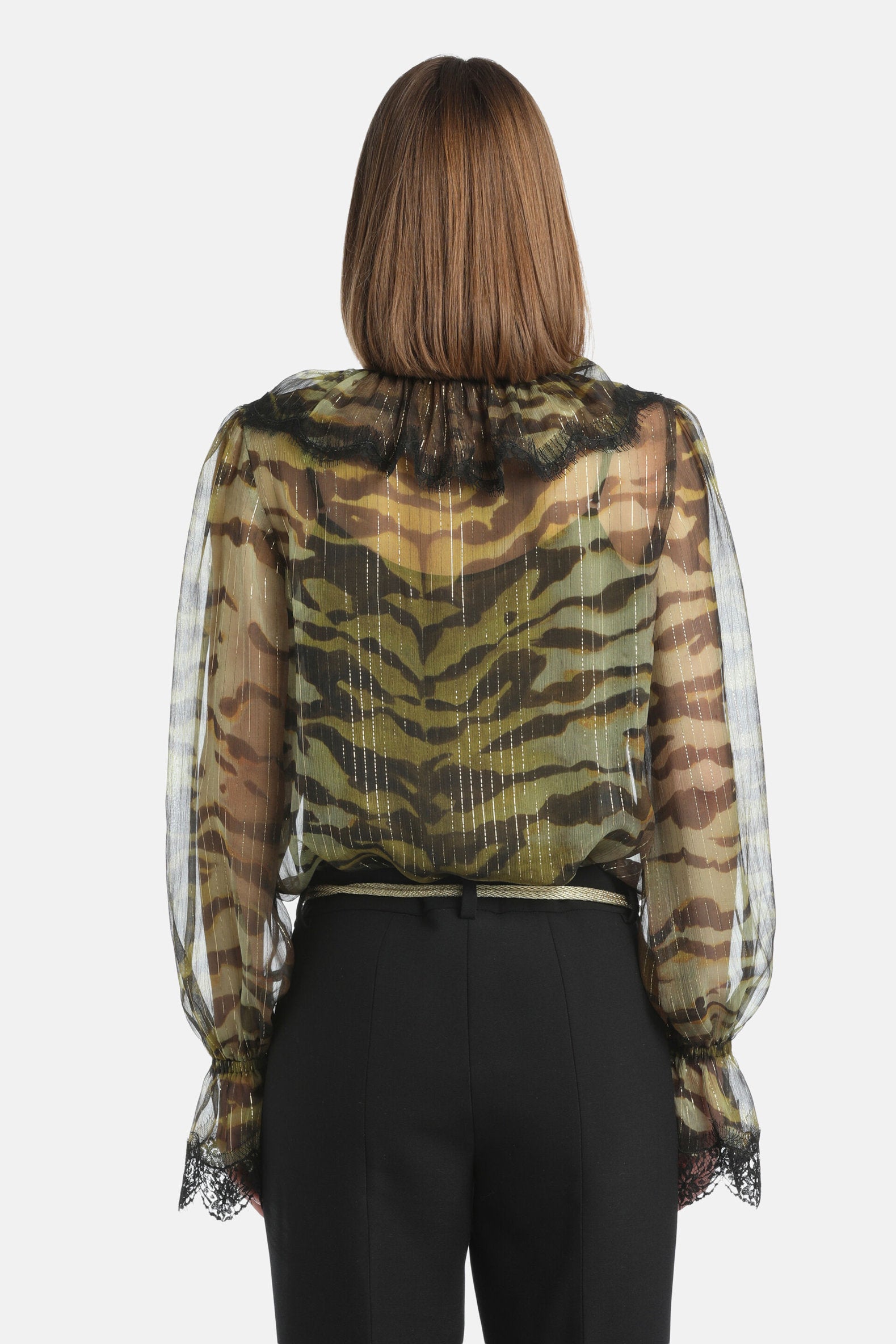 Luisa Spagnoli_Lorenz - Elegant Shirt_LORENZ_3959_05