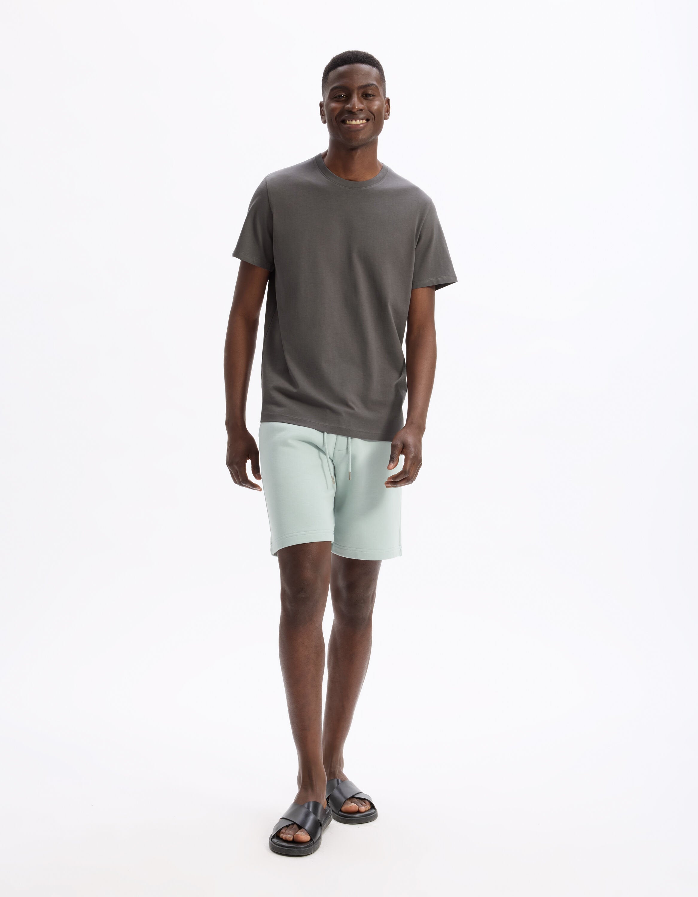 Celio_Light Green Bermuda Shorts in 100% Cotton Fleece_LOSHORT2_LIGHT GREEN 01_01