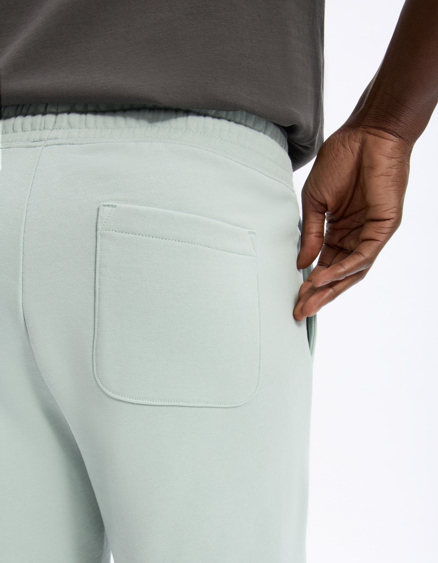 Celio_Light Green Bermuda Shorts in 100% Cotton Fleece_LOSHORT2_LIGHT GREEN 01_05