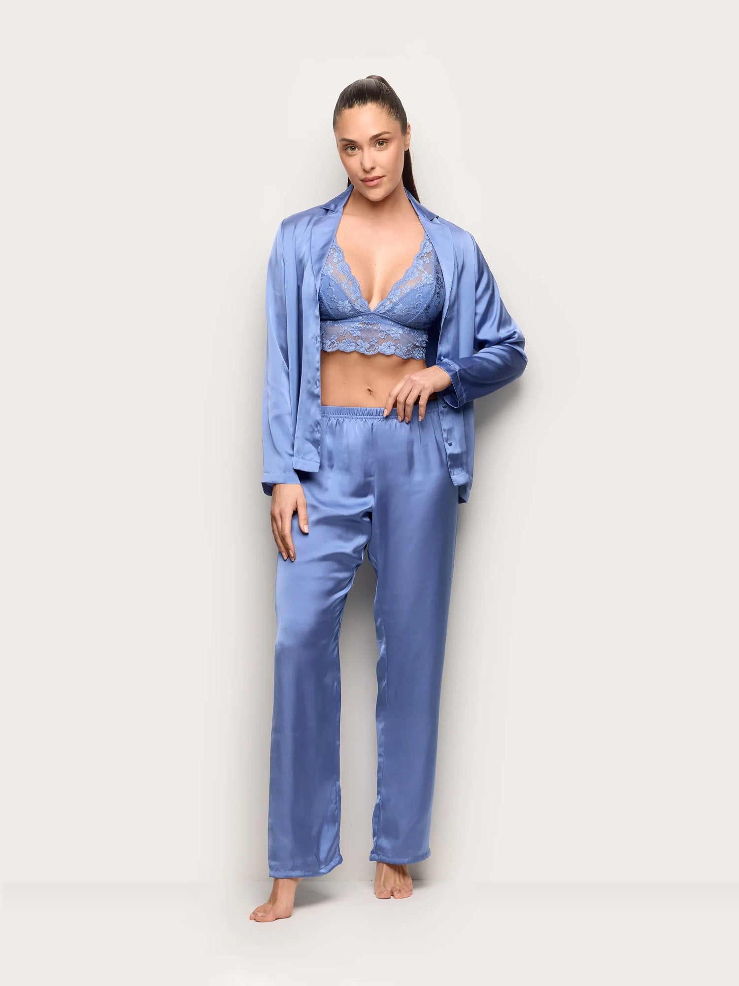 Yamamay_Denim_Long Satin Pants - Primula Color_LPBD191002_038_01