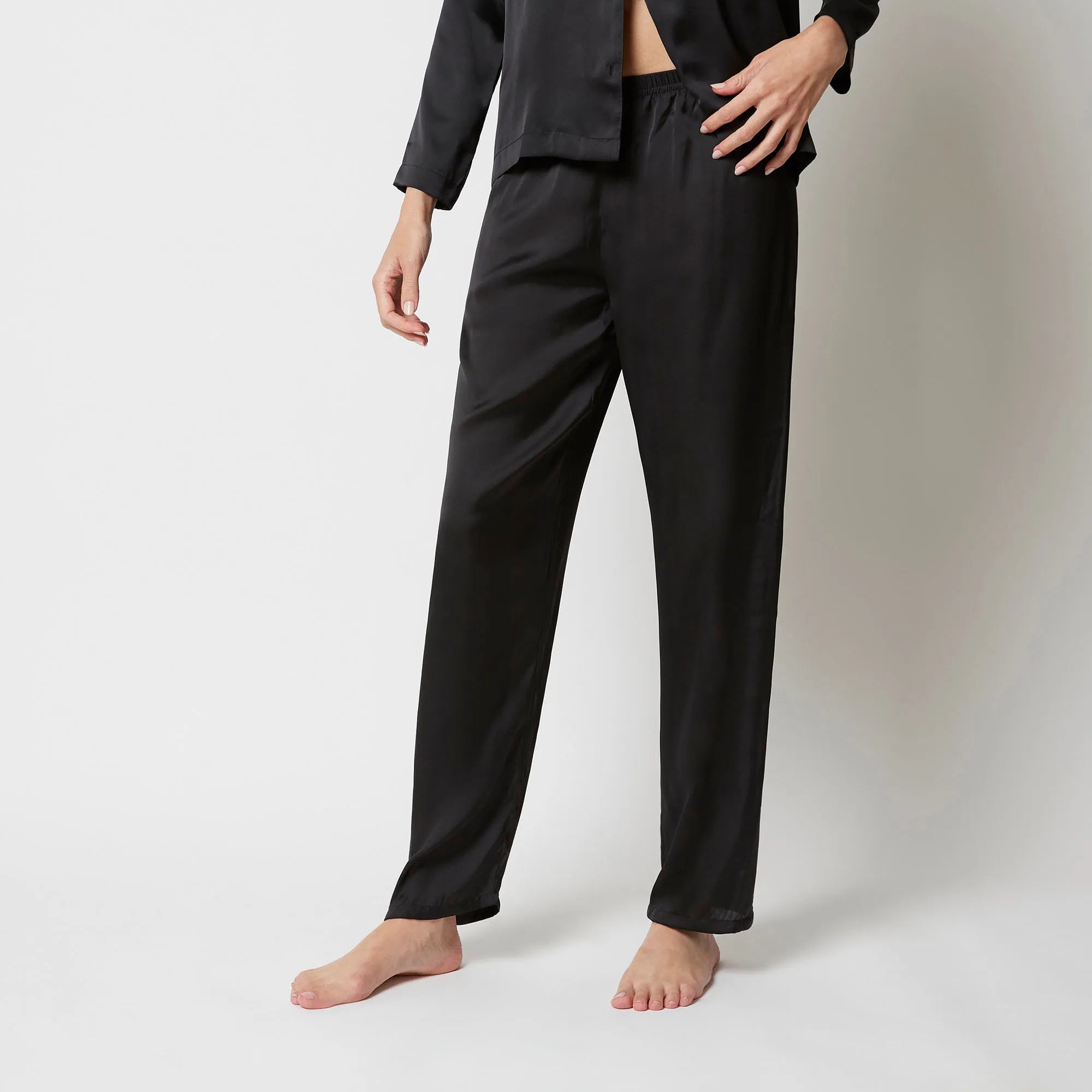 Yamamay_Black_Trousers - Primula_LPBD99X001_072_03