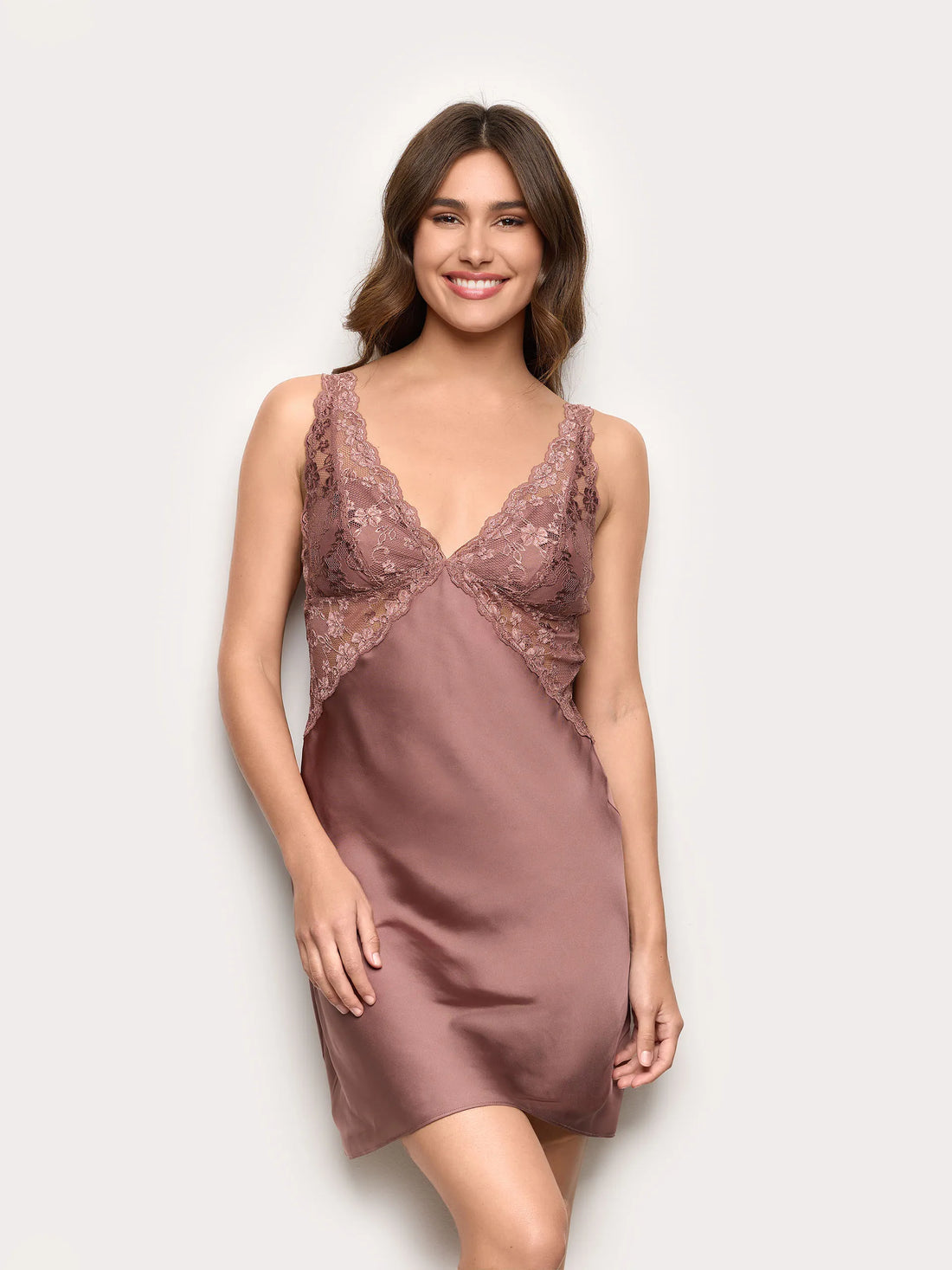 Yamamay_Dark Mauve_Satin Chemise - Primula Color_LSOD191002_063_01