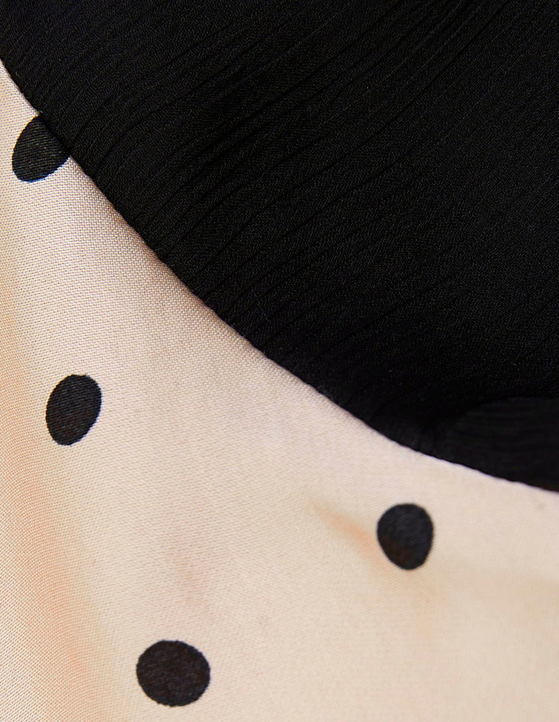 Yamamay_Delice Lingerie Set with Top and Culotte in Viscose Satin and Organza_LTCD181004_128_06