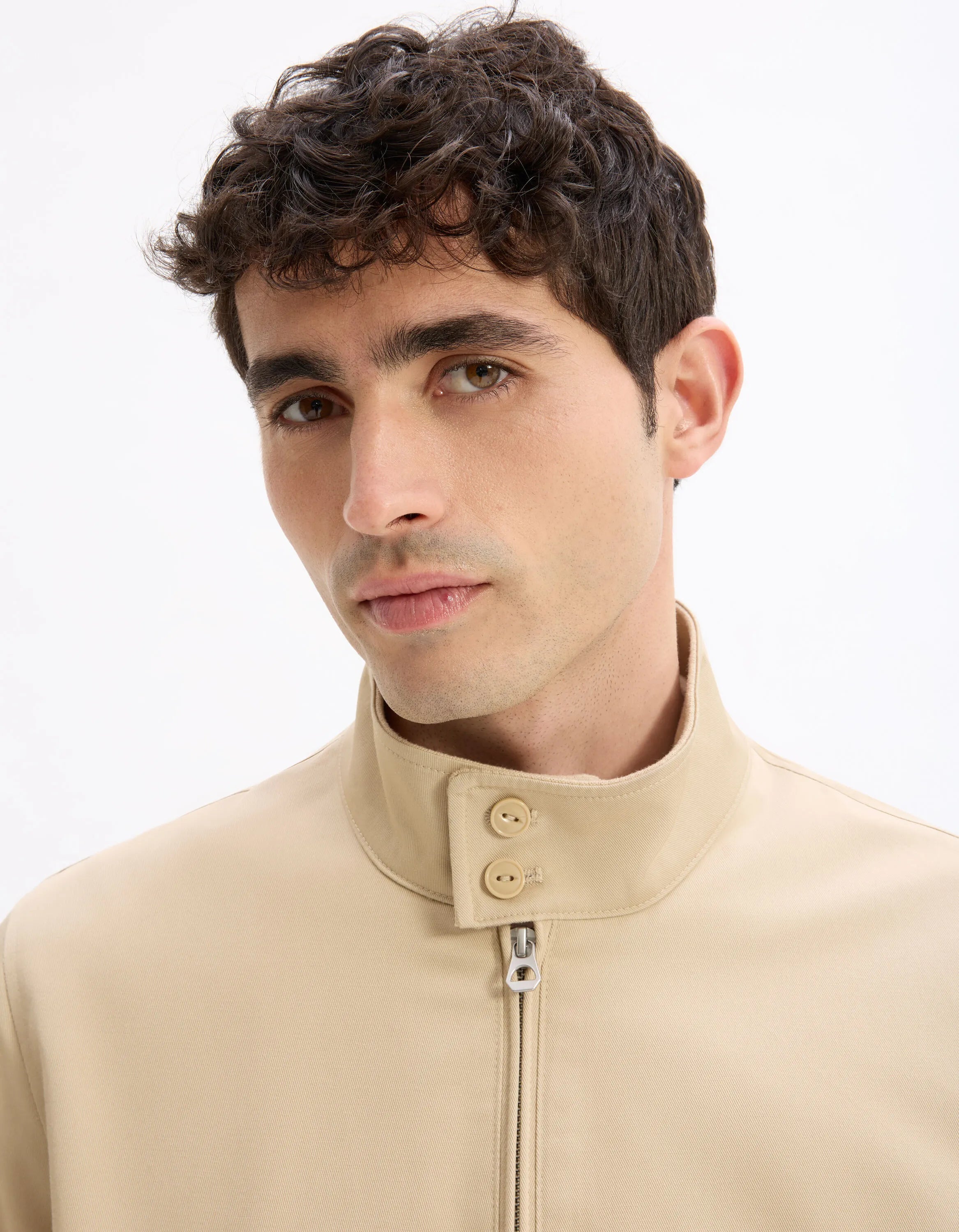 Celio_Beige_Stand-Up Collar Jacket_LUCOTON_BEIGE_05