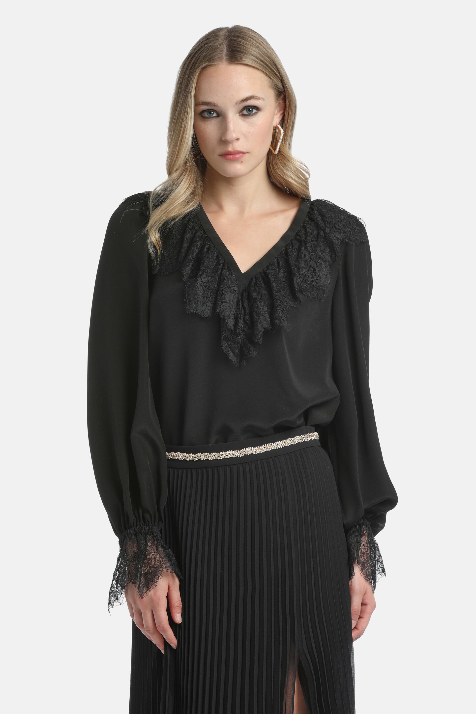 Luisa Spagnoli_Lumino - Elegant Blouse_LUMINO_0101_01