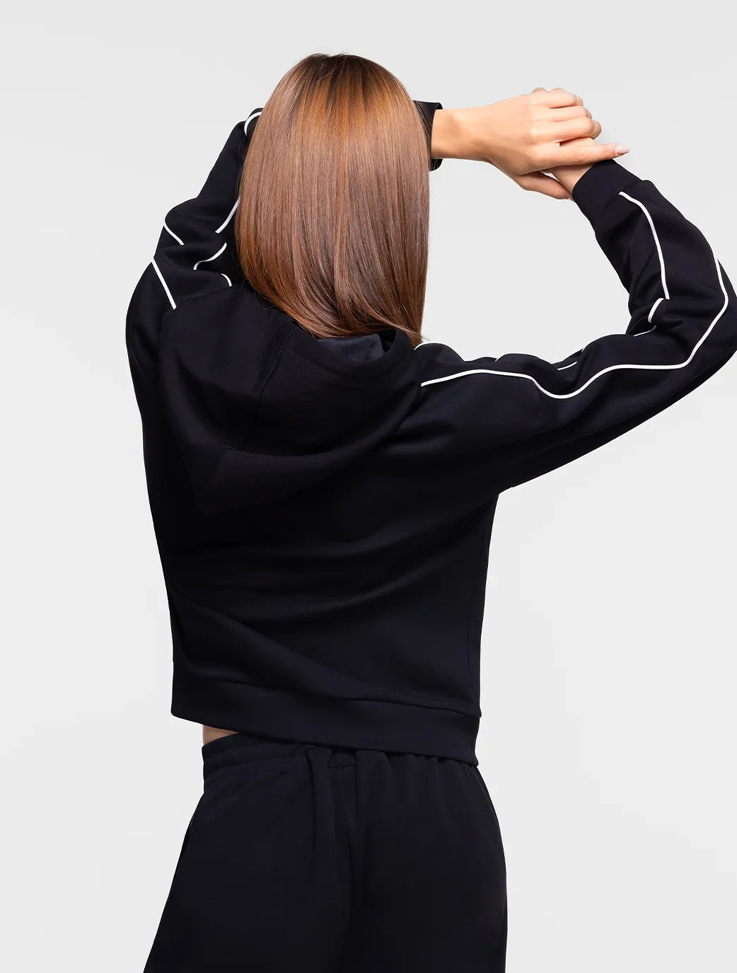 Marie France_Black_Embrace Top_LWEMBRACETOP_Black_04