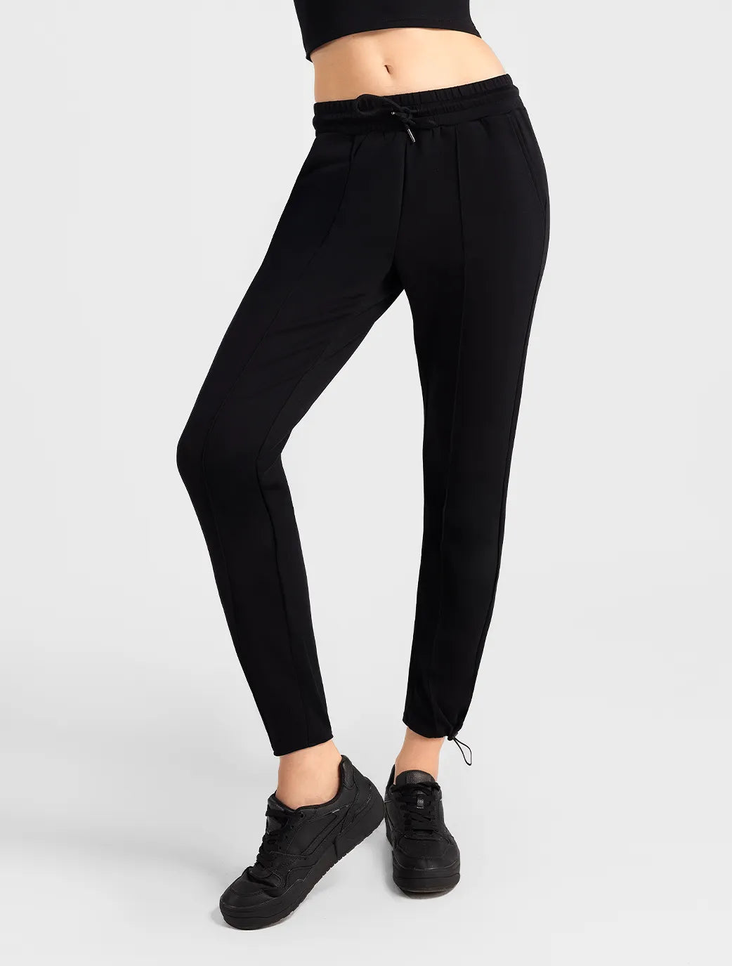 Marie France_Black_Svelte Pant_LWSVELTEPANT_Black_01