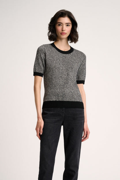 Madrigale Short Sleeve Pullover_MADRIGALE_3678 0101_01