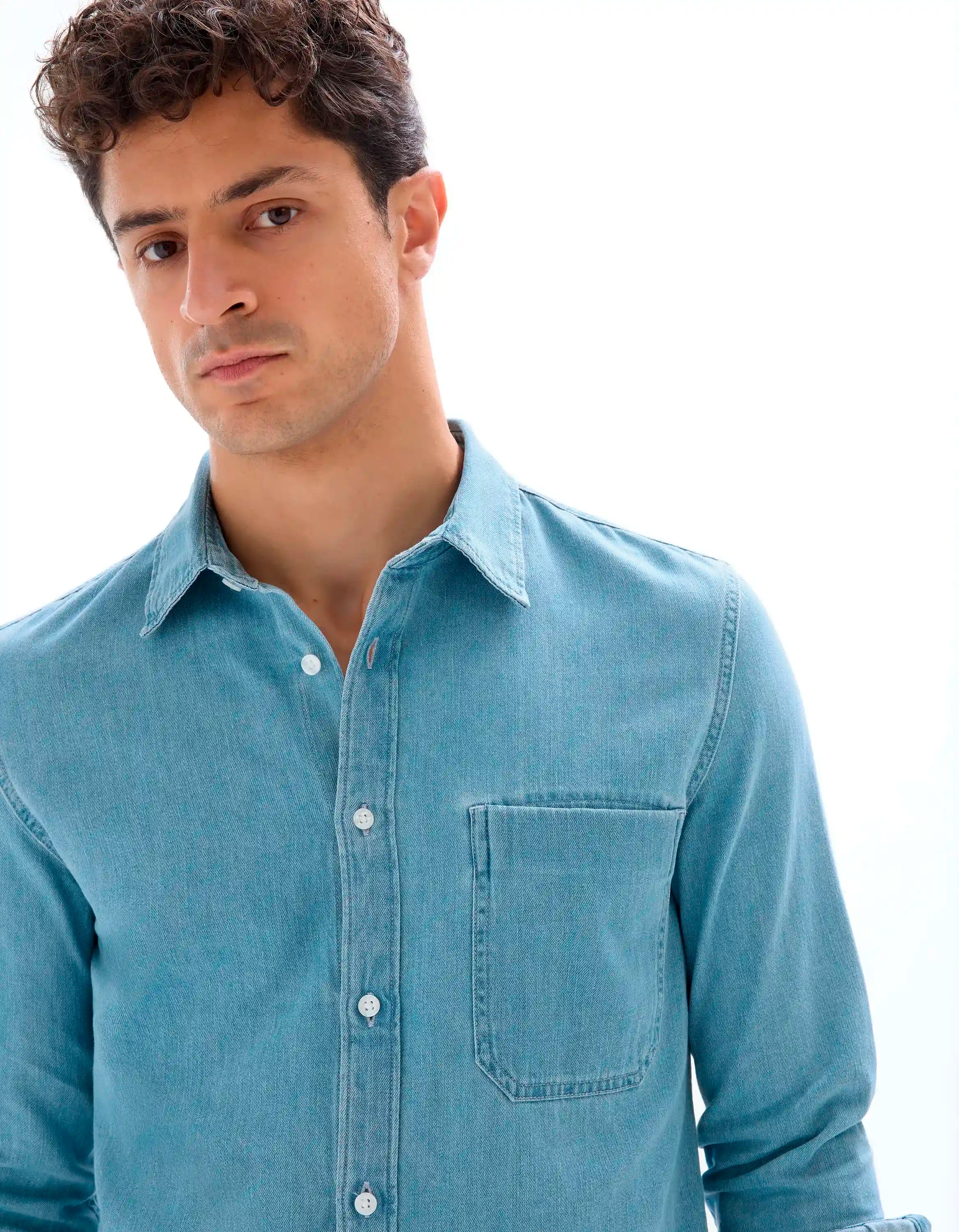 Celio_Double Stone_Regular Fit 100% Cotton Denim Shirt_MAJEANS_DOUBLE STONE_04