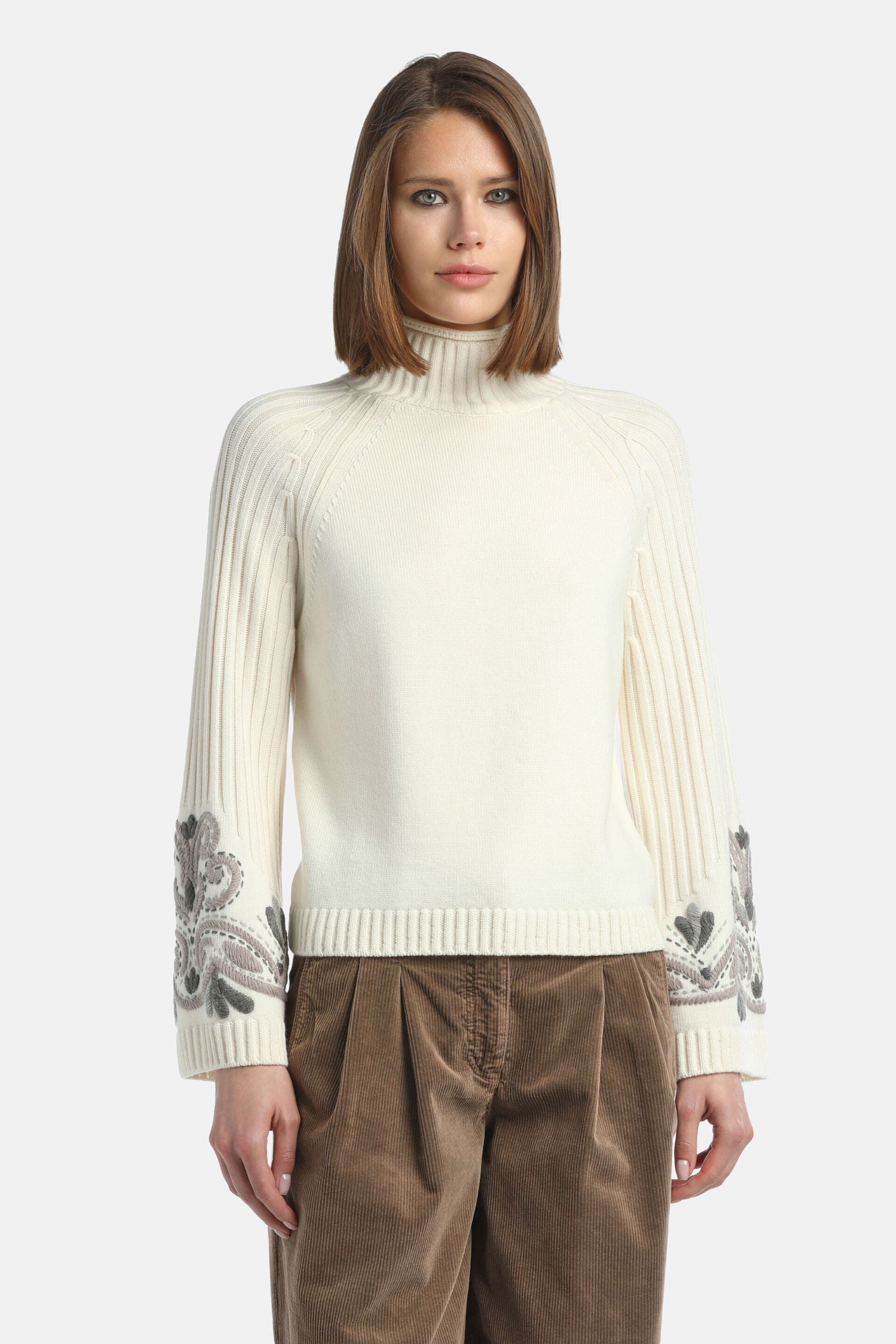 Luisa Spagnoli_Panna_Manico - Embroidered Mock-Neck Pullover_MANICO_0202_01