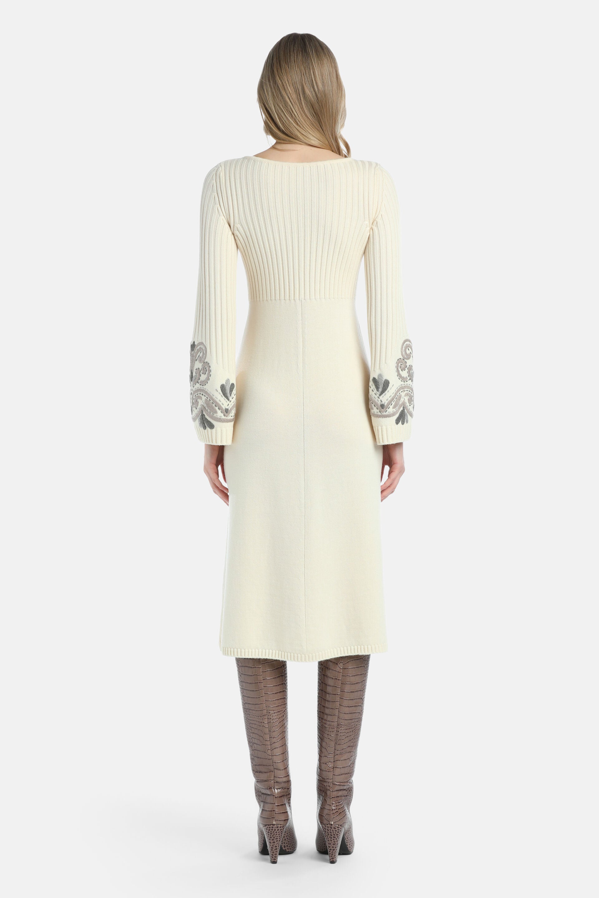 Luisa Spagnoli_Panna_Manilia - Embroidered Midi Dress_MANILIA_0202_03