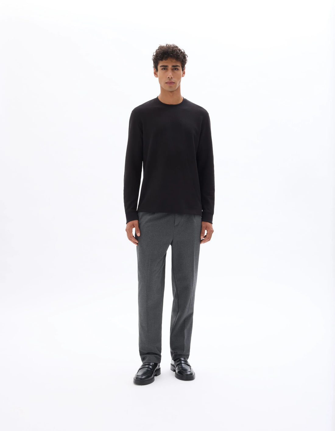 Celio_Black_Boxy Embossed Long-Sleeved T-Shirt_MECACHEML_BLACK_02