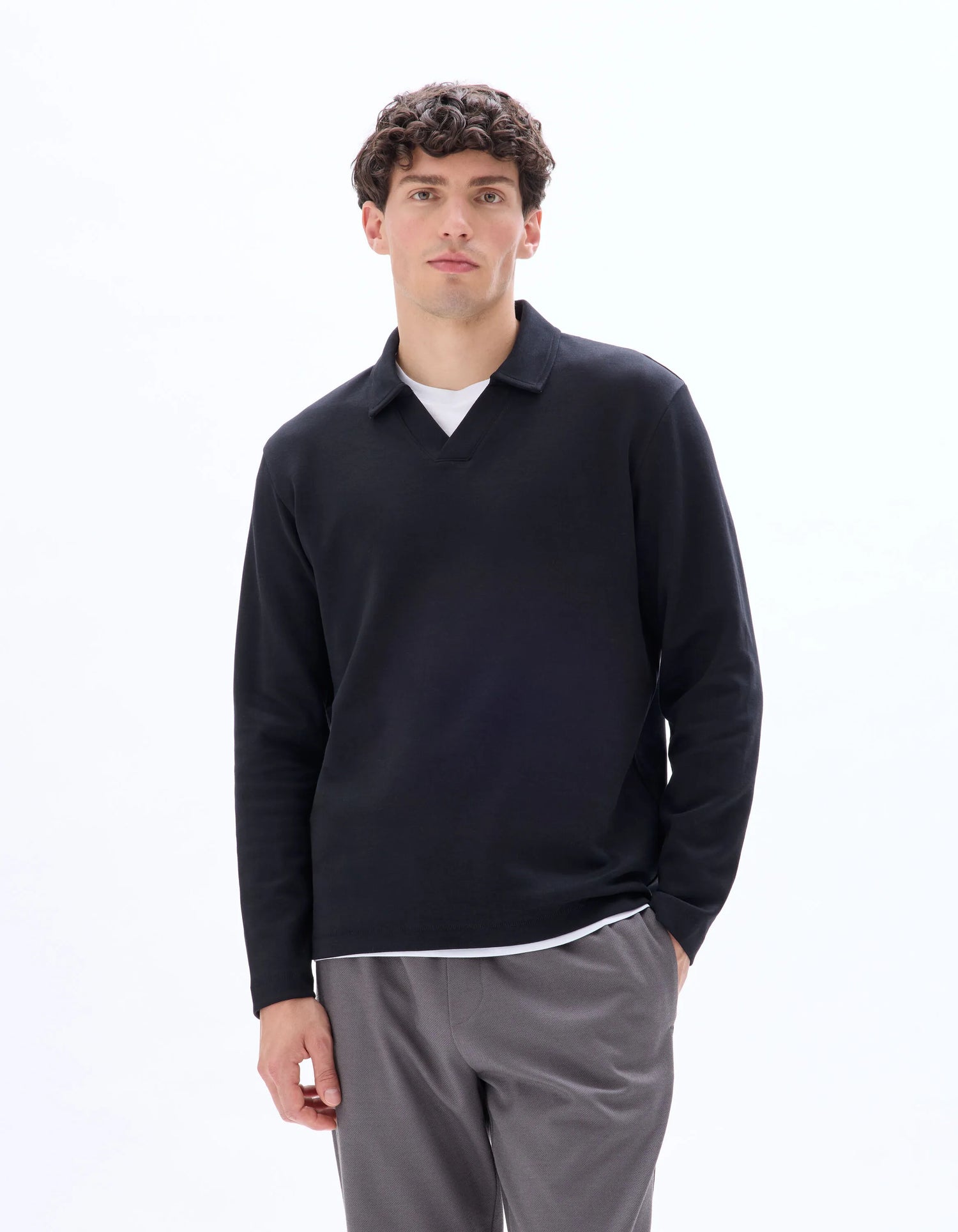 Celio_Black_Regular Long-Sleeved Jersey Polo Shirt_MEDORT_BLACK_02