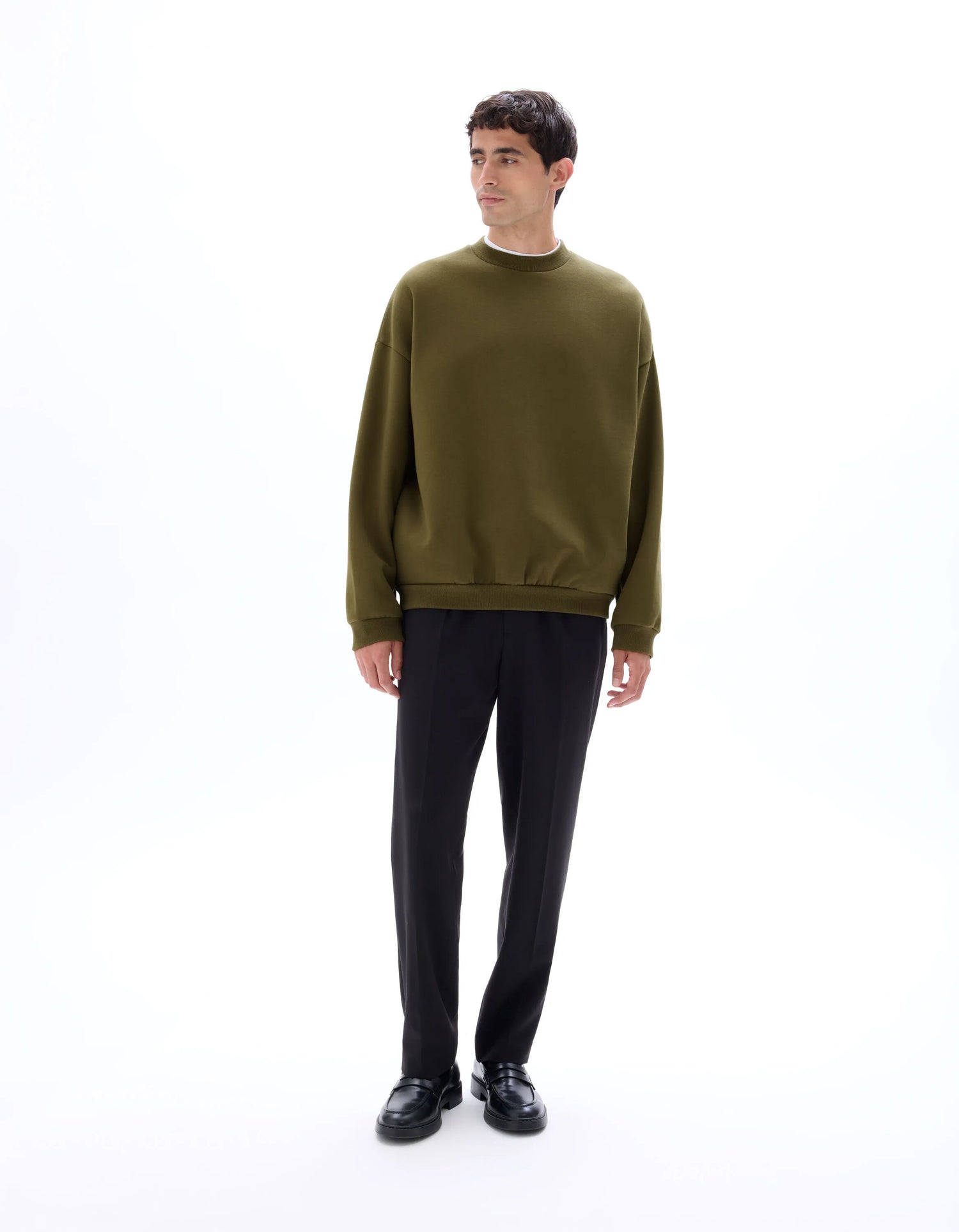 Celio_Kaki_Oversized Sweatshirt with Fancy Round Neck_MEHIVY_KAKI_01