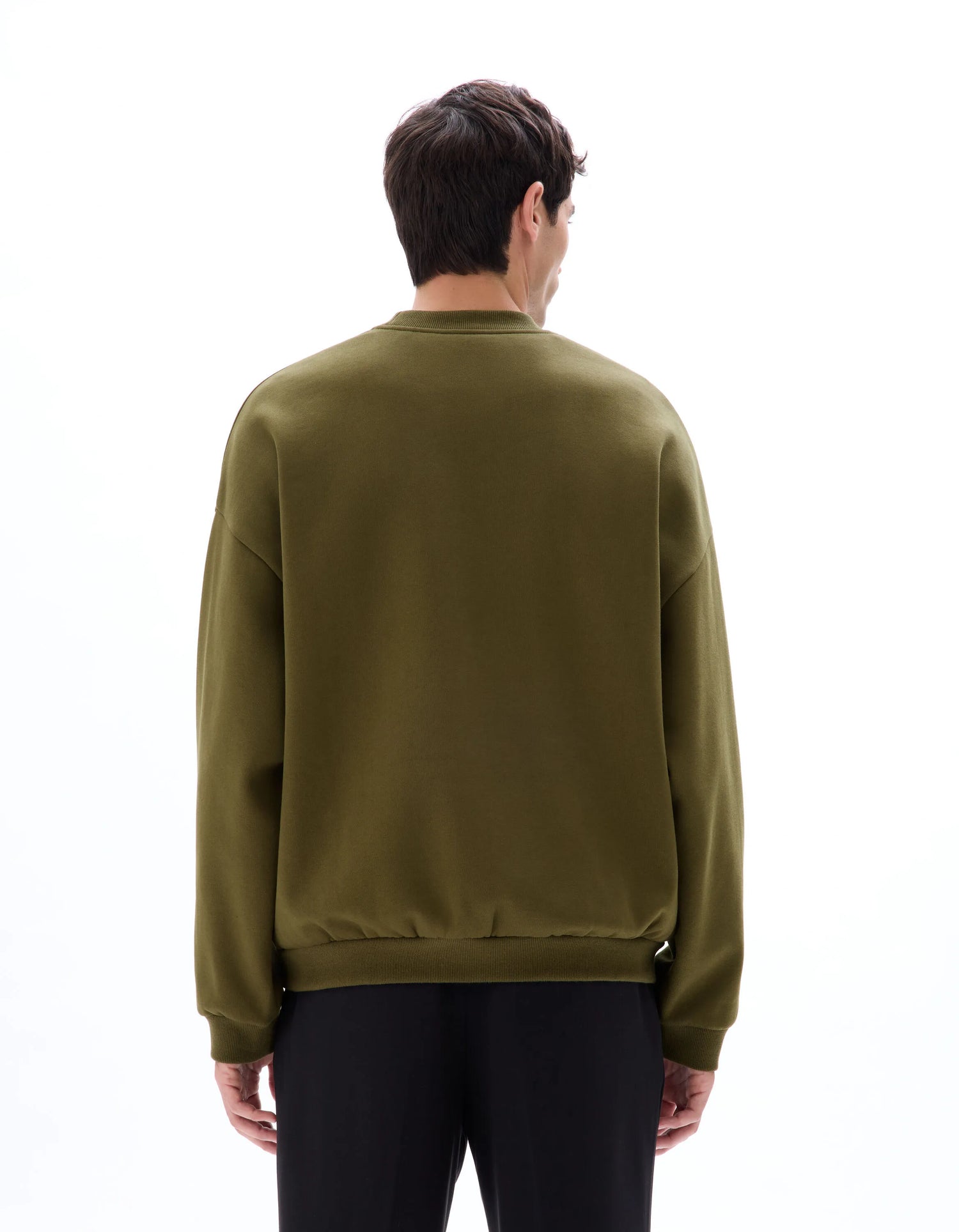 Celio_Kaki_Oversized Sweatshirt with Fancy Round Neck_MEHIVY_KAKI_03