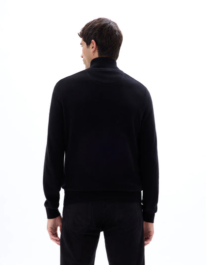 Celio_Black_100% Cotton Zip-Up Cardigan with Trucker Collar_MELIMZIP_BLACK_03