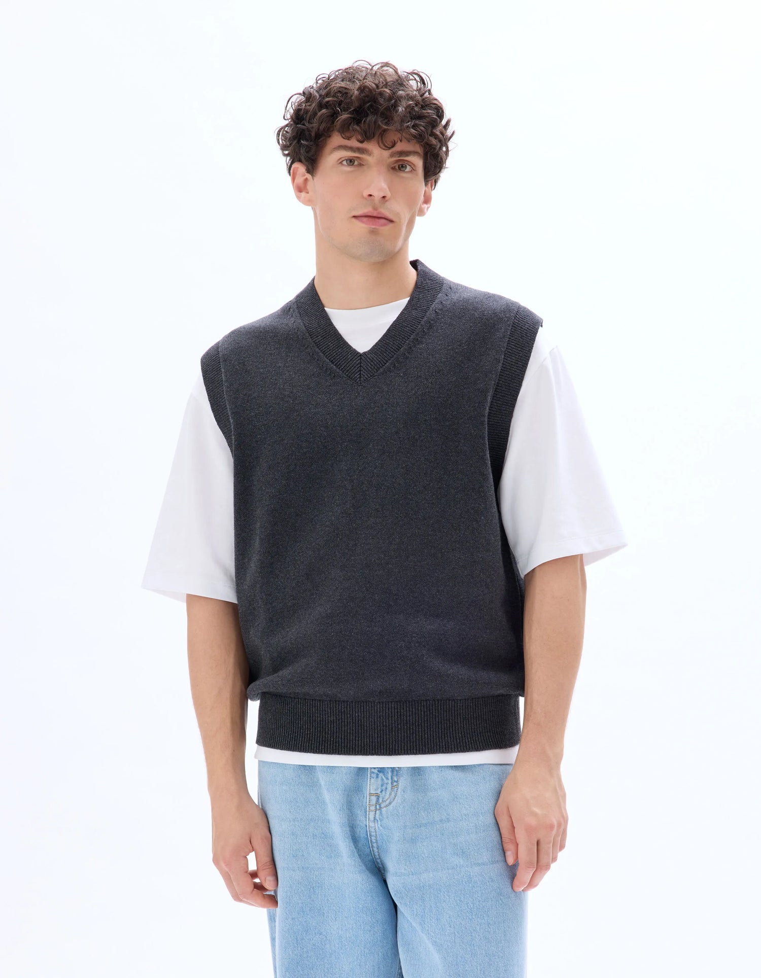 Celio_Anthracite Mel_Sleeveless V-Neck Sweater 100% Cotton_MENIGHT_ANTHRACITE MEL_02