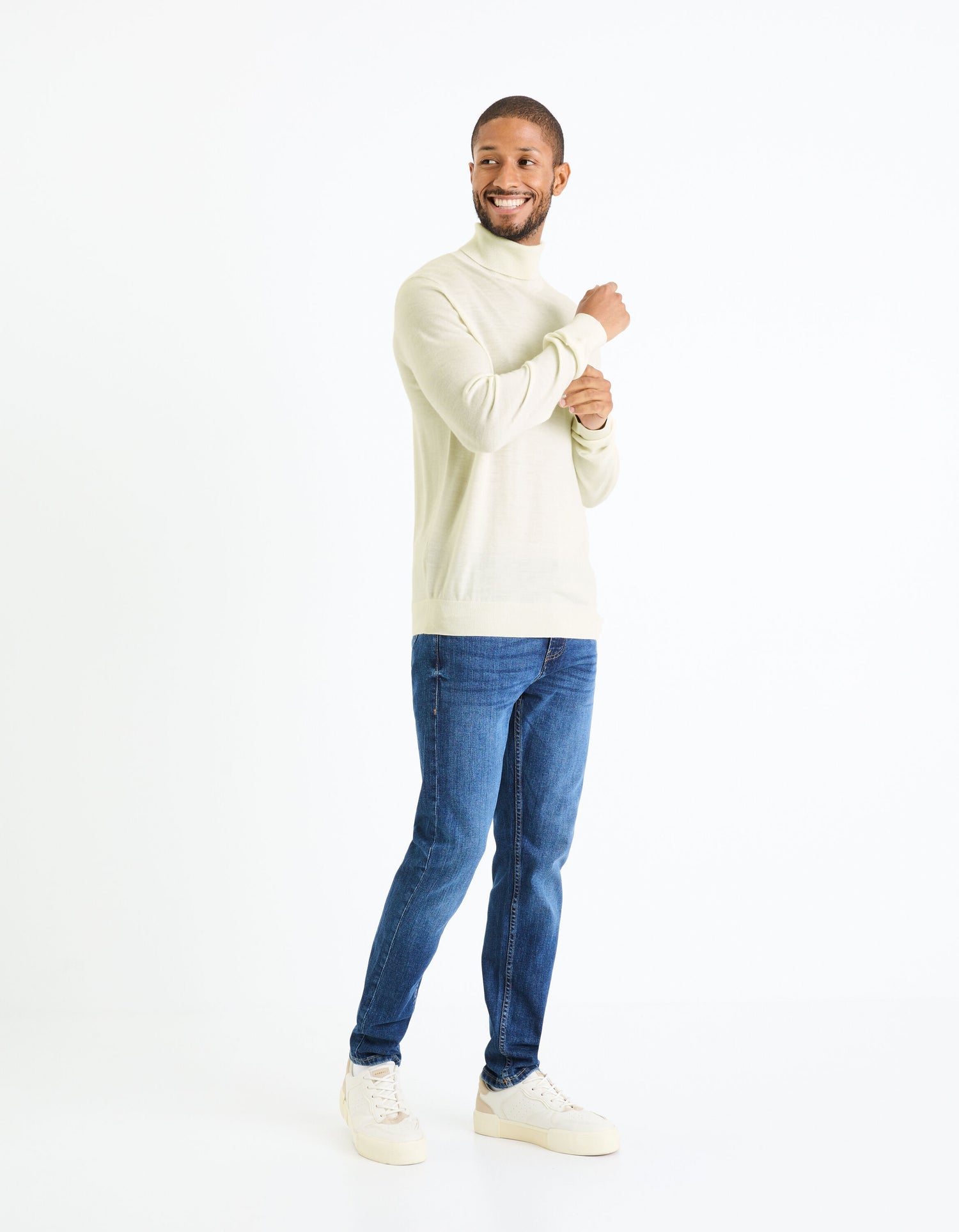 100% Merino Wool Turtleneck Sweater - Beige_03