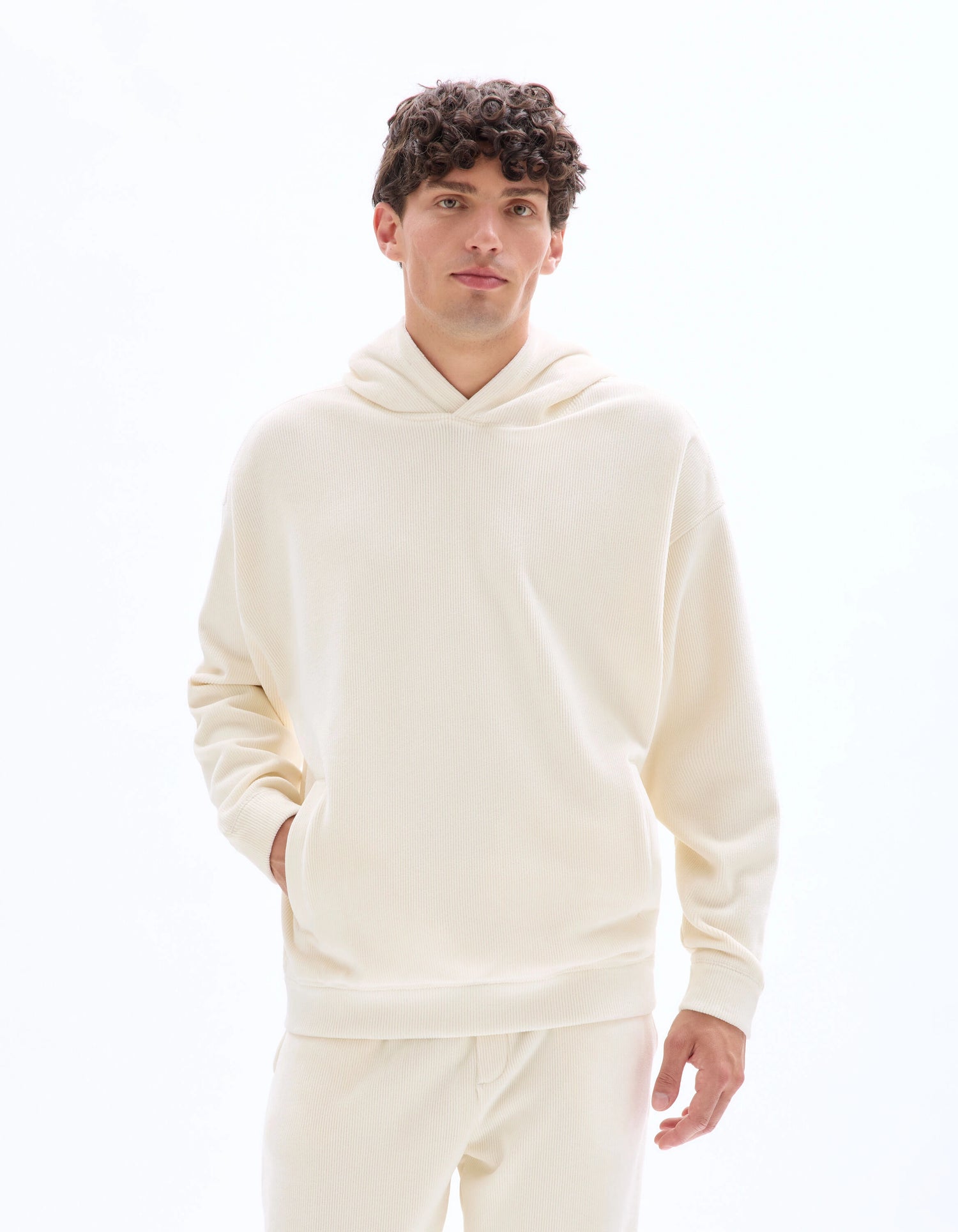 Celio_Ecru_Oversized Velour Hoodie_MEVELVET_ECRU_01