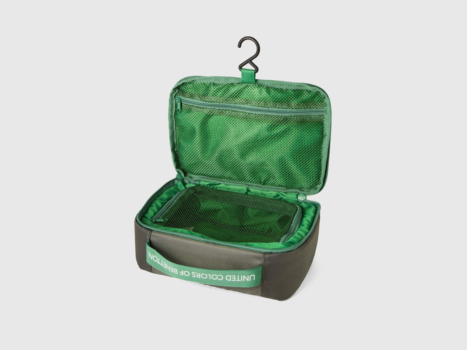 Miliary Green Travel Toiletry Bag with Hook_MGIT0251X_313_03