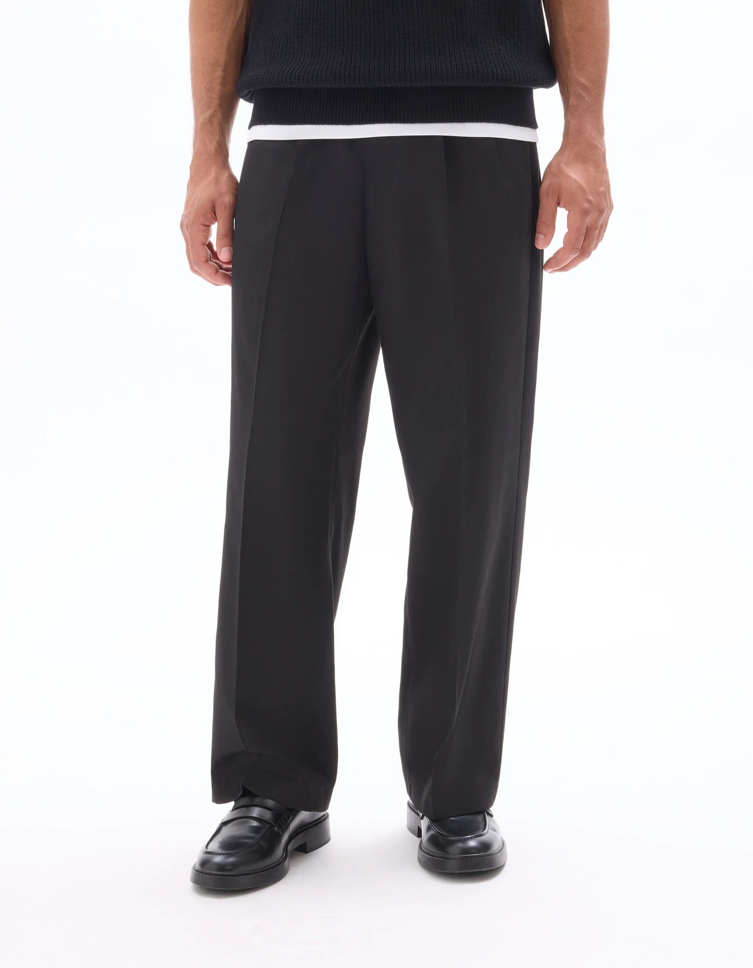 Celio_Black_24H Baggy Loose Pants_MOBIG_BLACK_02