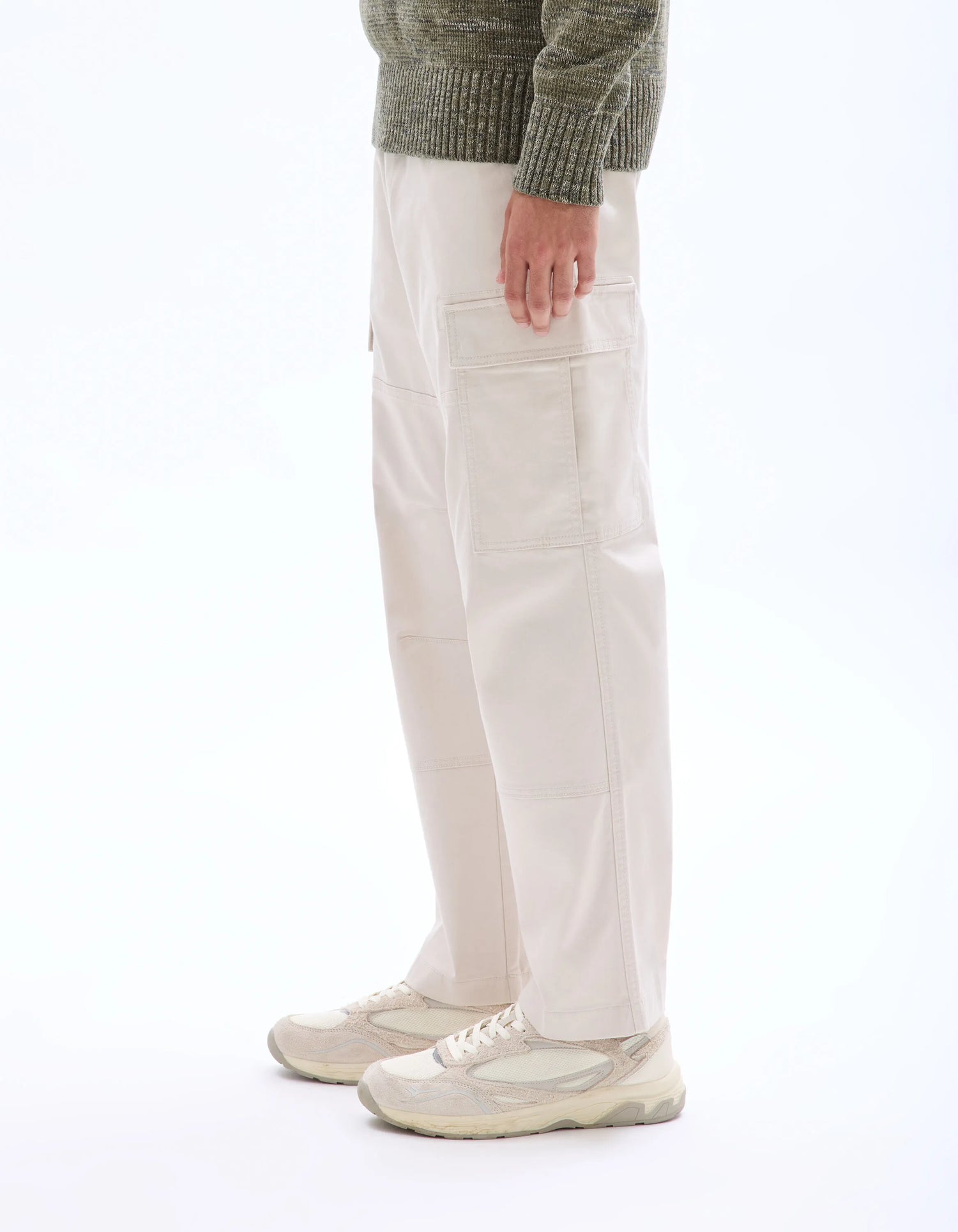 Celio_Ecru_Straight Stretch Cotton Cargo Pants_MOCADROI_ECRU_03