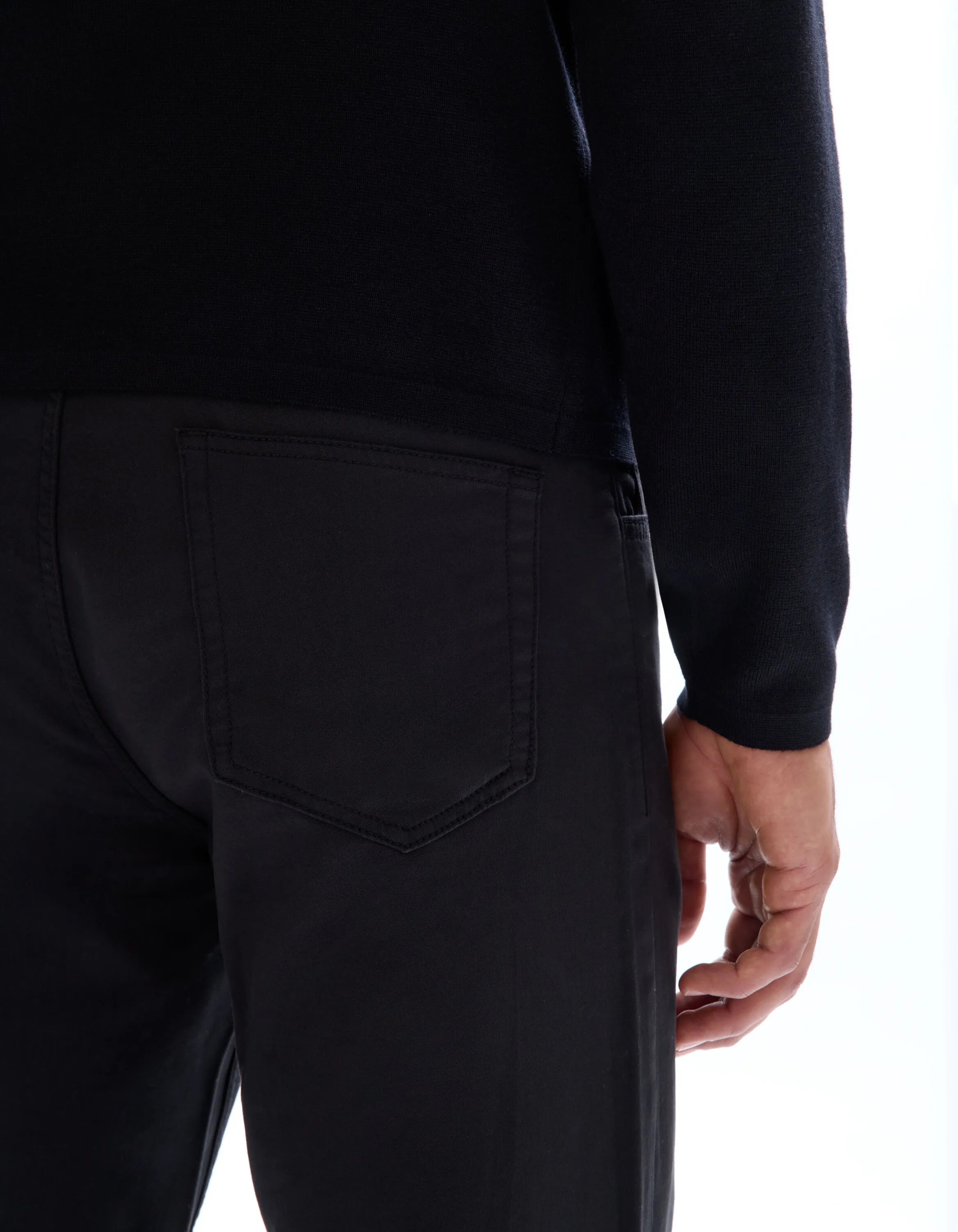 Celio_Noir_5-Pocket Straight Stretch Cotton Pants_MOFIVE_NOIR_05