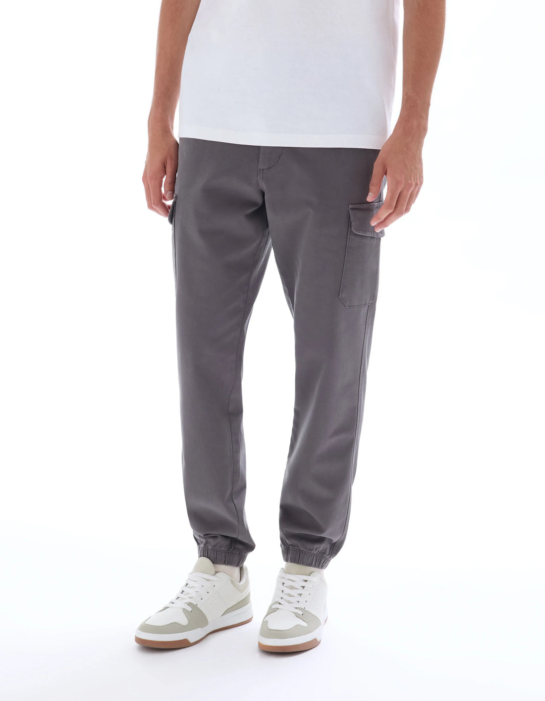 Celio_Grey_Straight Stretch Cotton Cargo Pants_MOGO_GREY_02